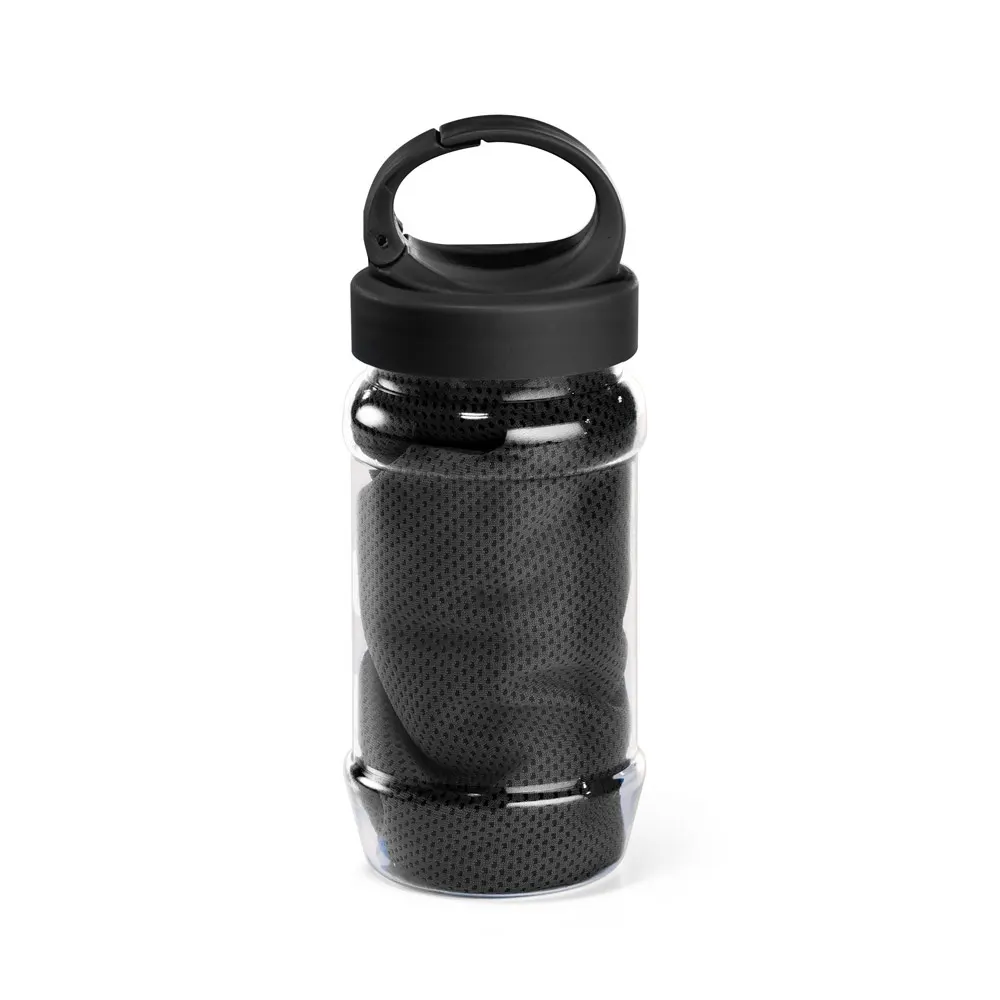 ARTX PLUS. Conjunto que incluye una botella hecha en PP y PET y una toalla refrescante deportiva de poliamida y poliéster