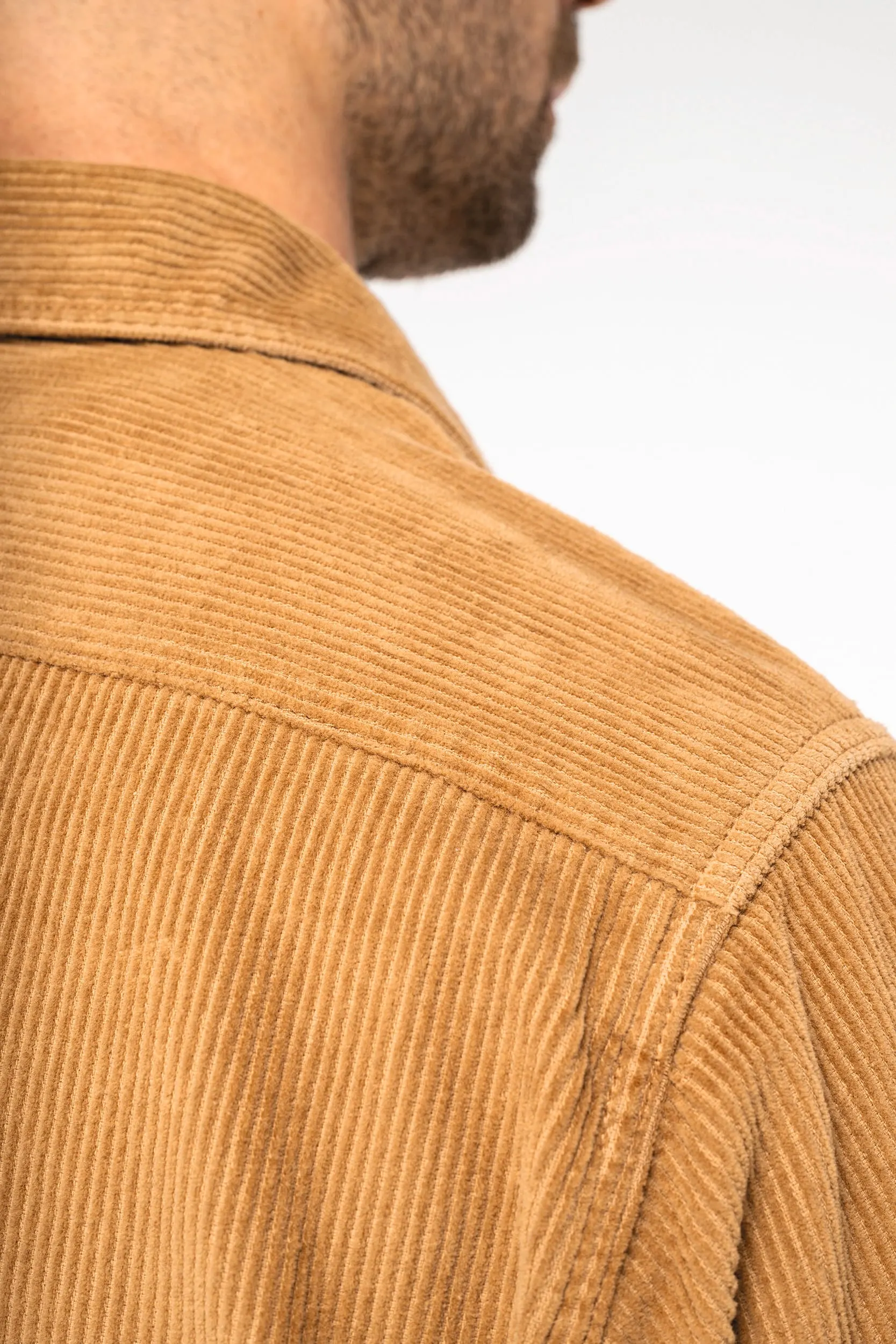 Sobrecamisa ecorresponsable efecto lavado de pana hombre