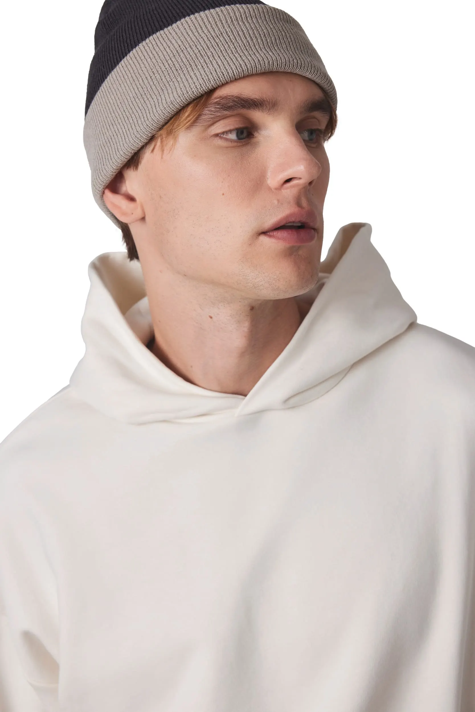 Gorro bicolor con dobladillo