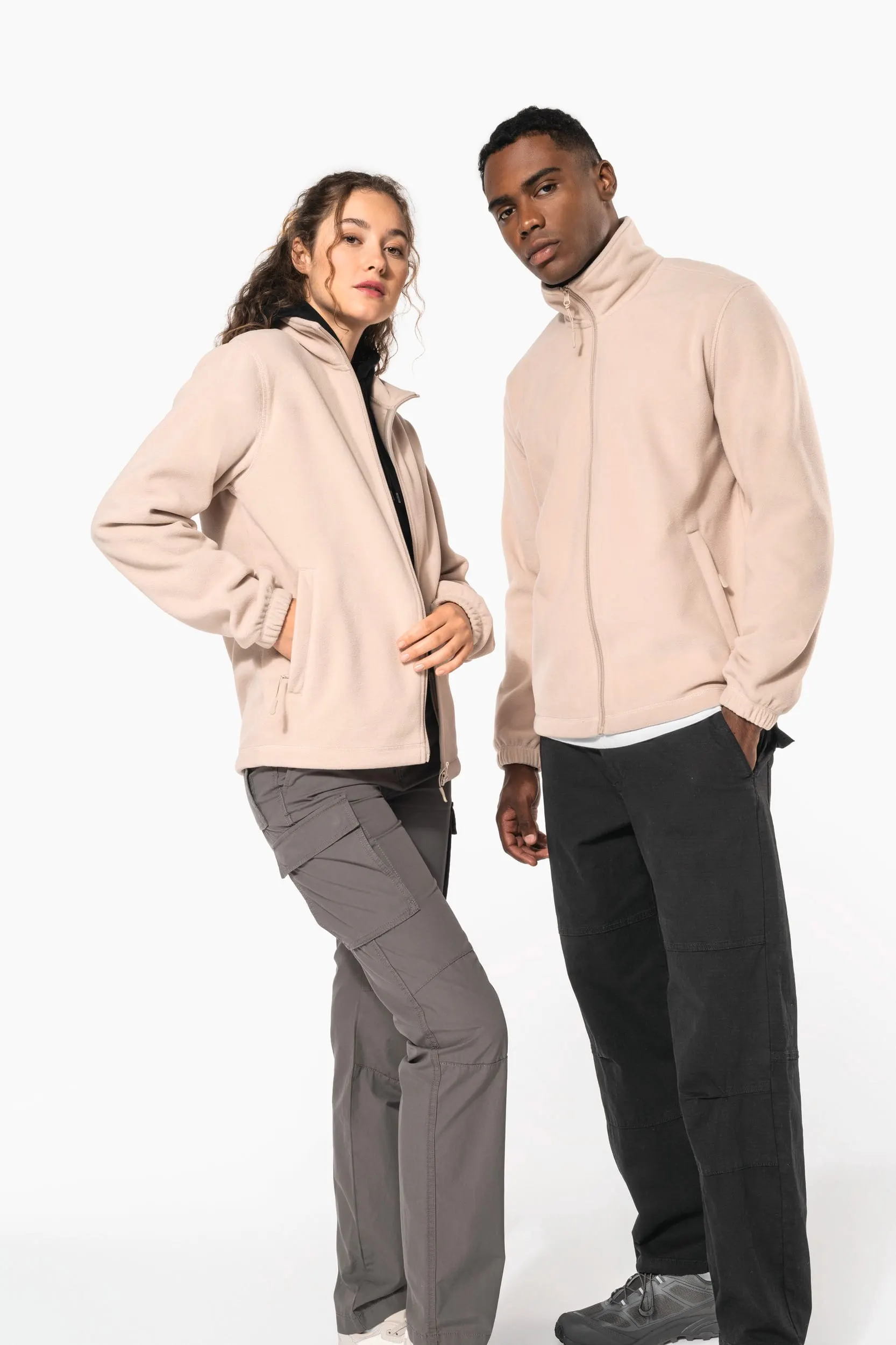 Chaqueta polar ajustable con puños elásticos