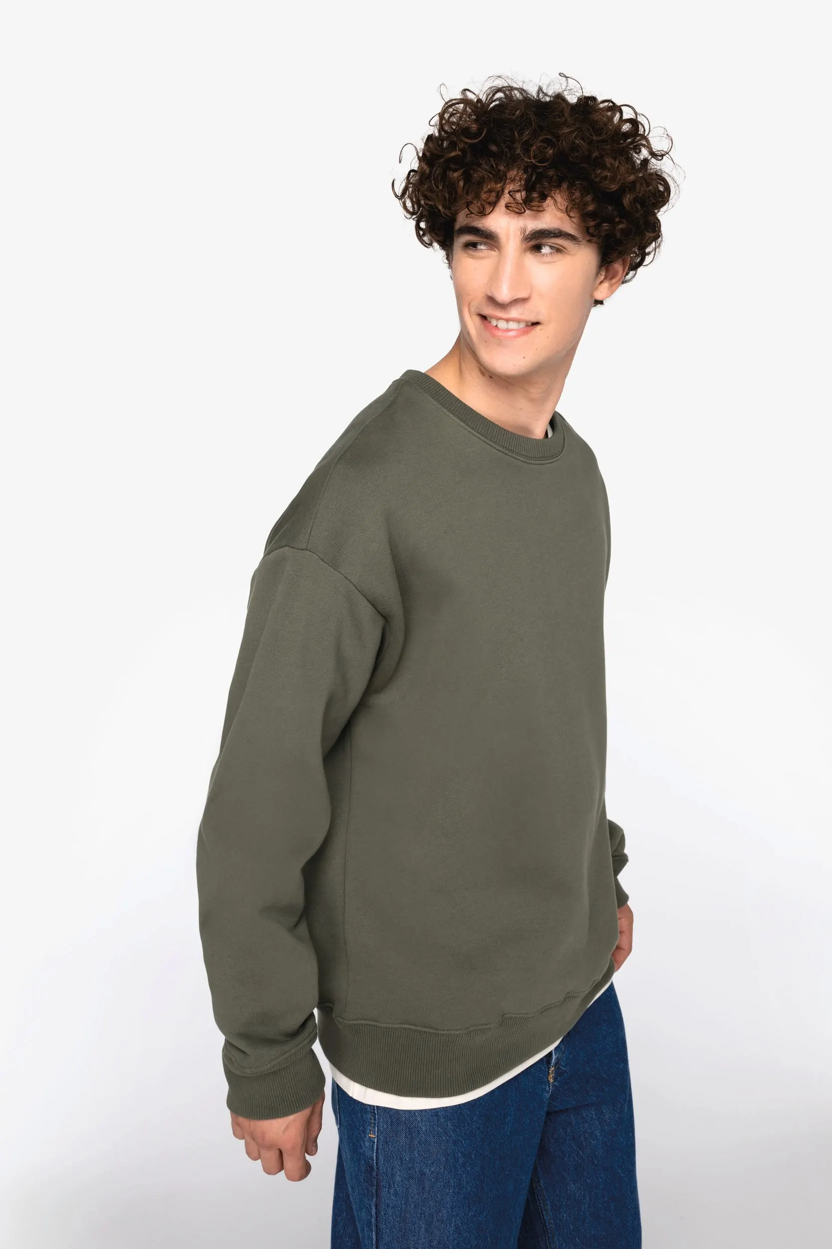 Sudadera cuello redondo oversize unisex