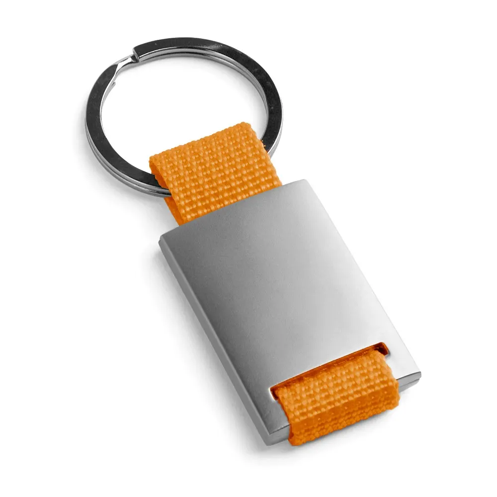 GRIPITCH. Llavero de metal con cincha