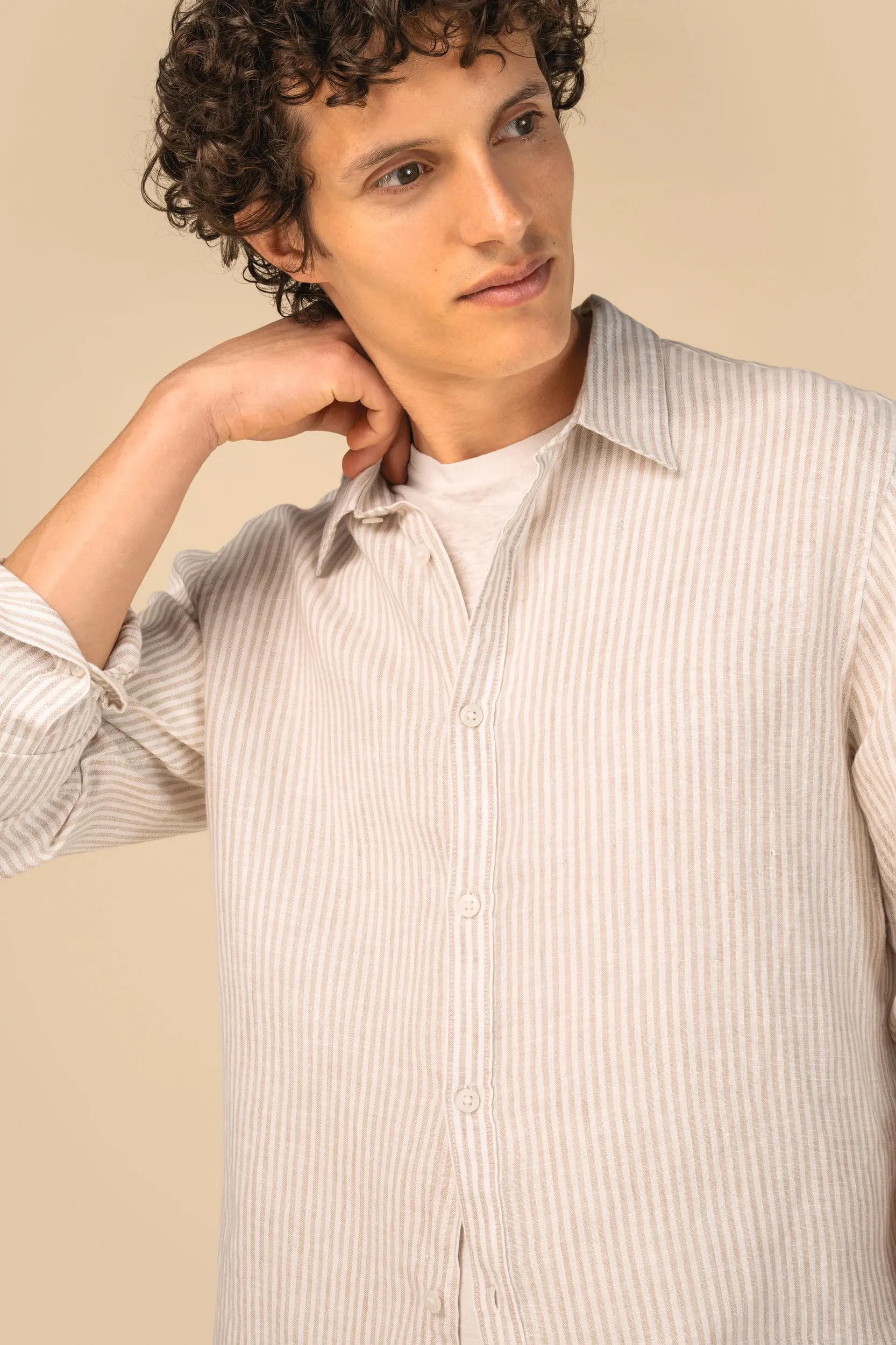 Camisa a rayas de lino para hombre