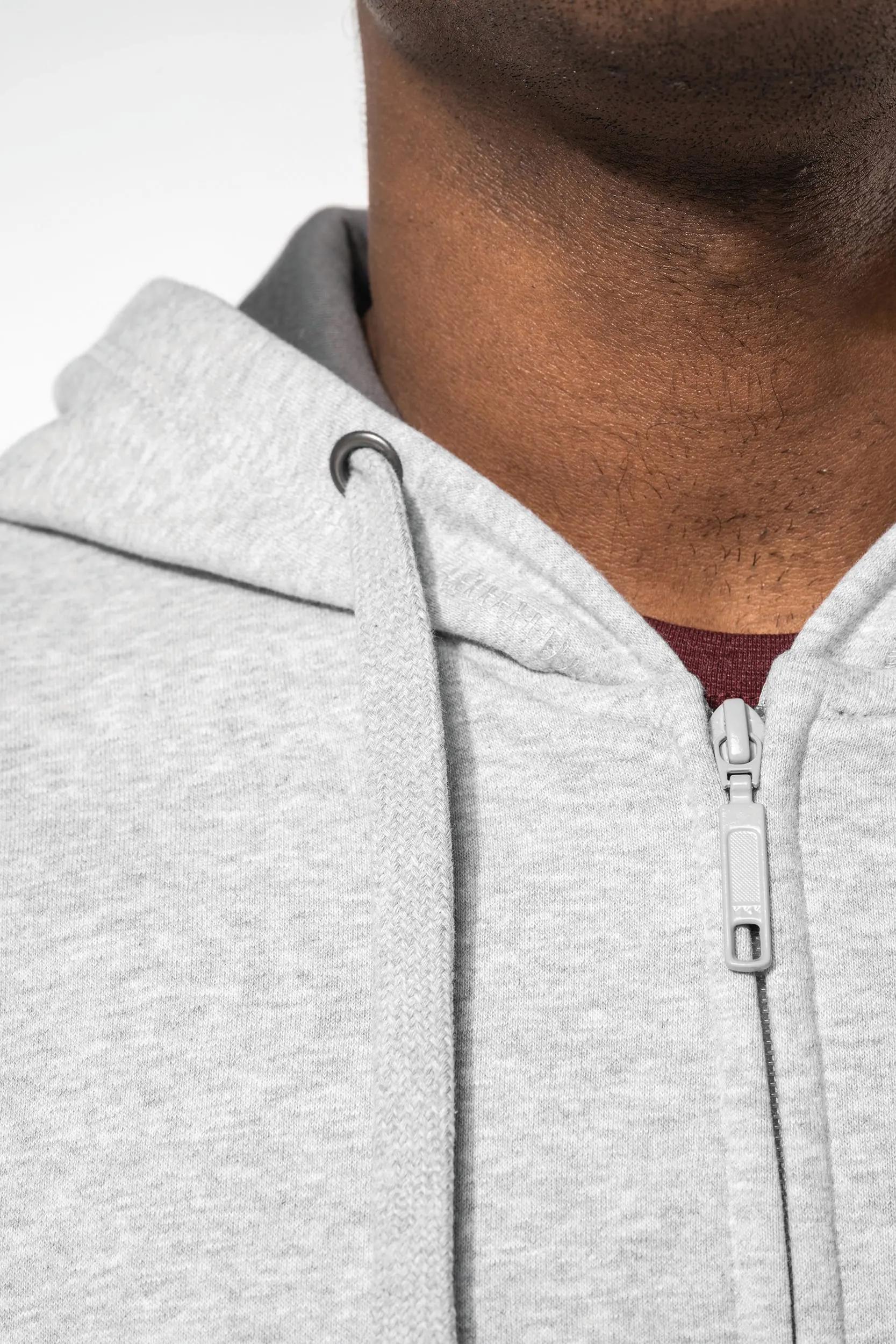 Sudadera capucha y cremallera
