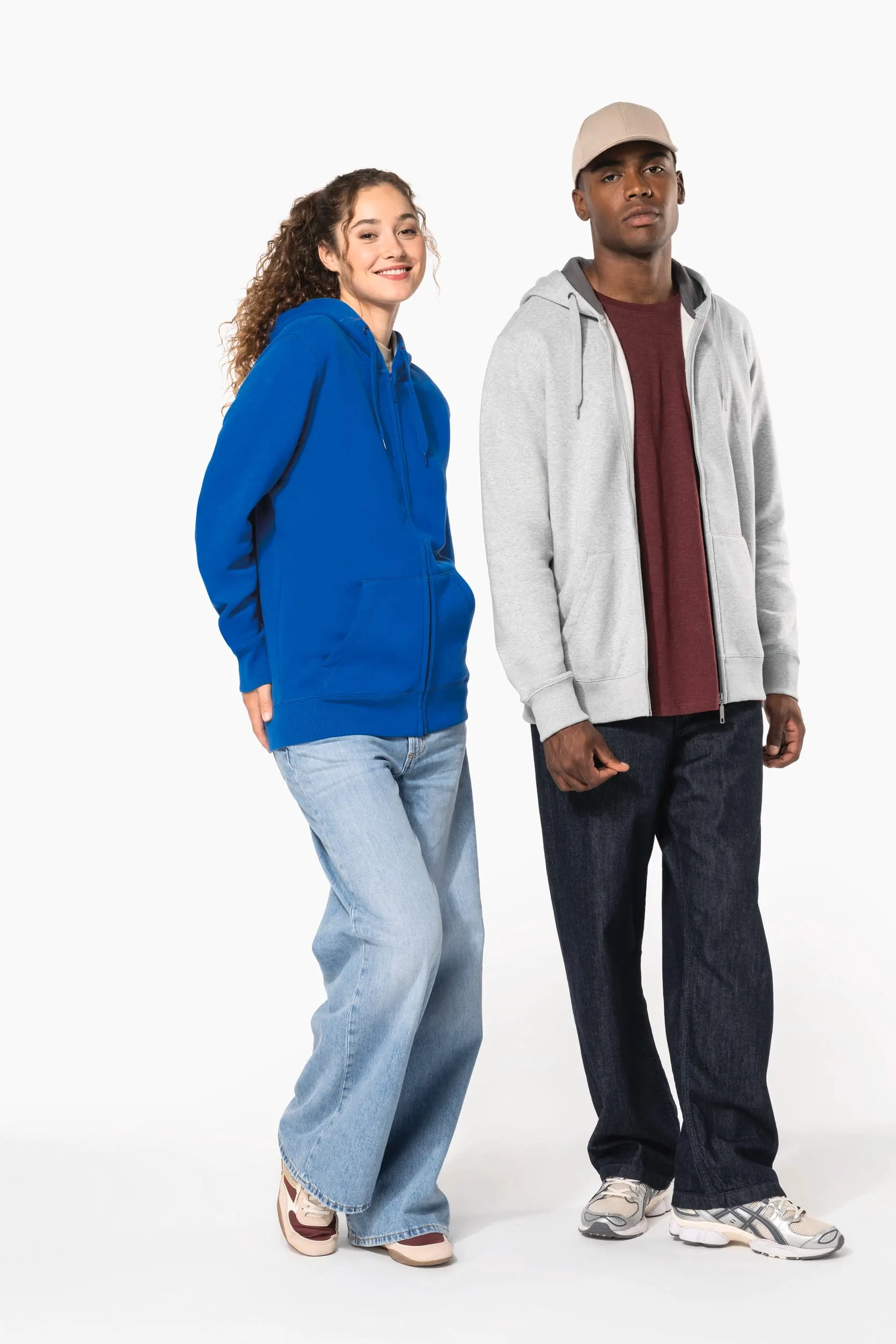 Sudadera capucha y cremallera