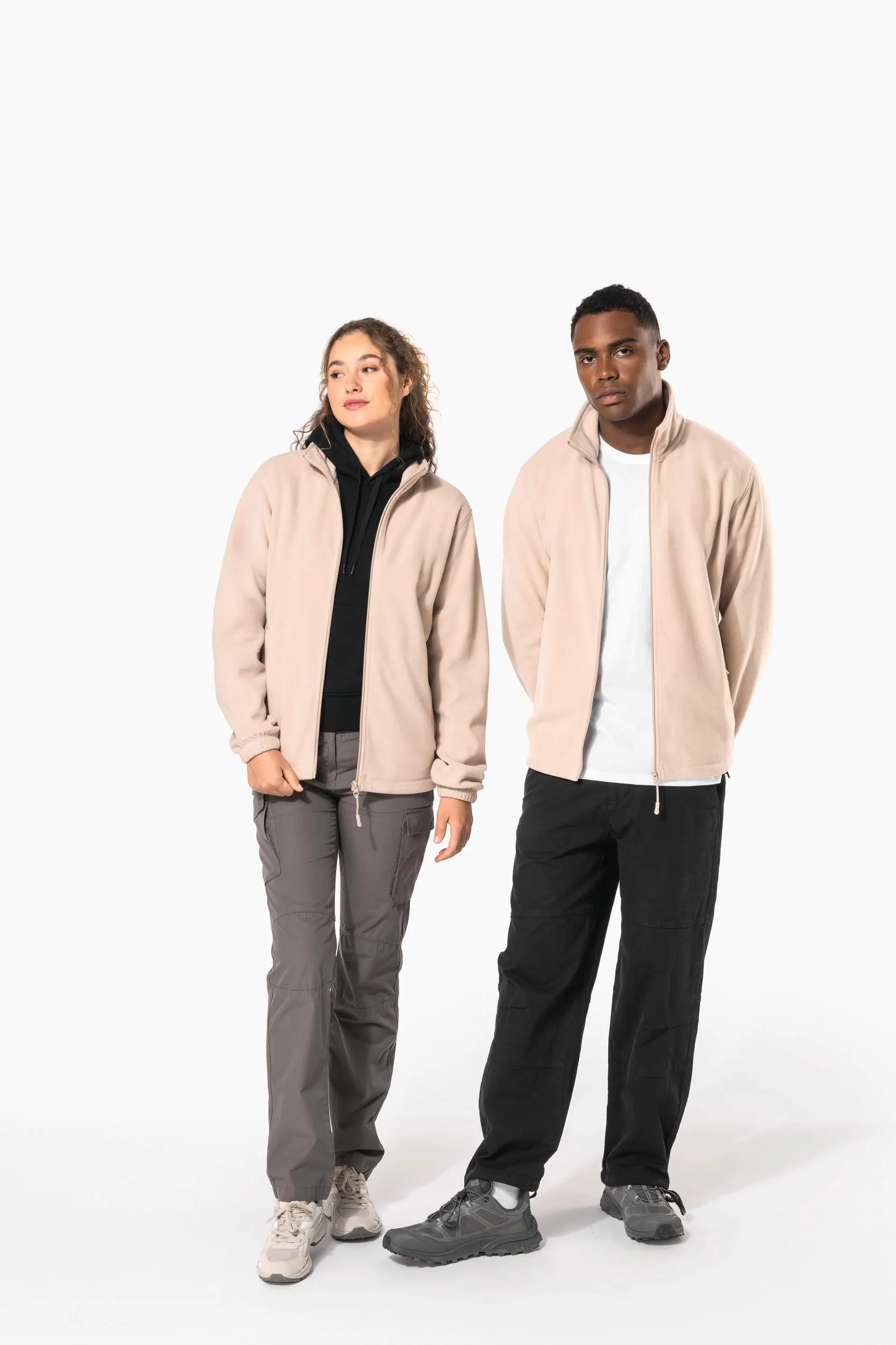 Chaqueta polar ajustable con puños elásticos