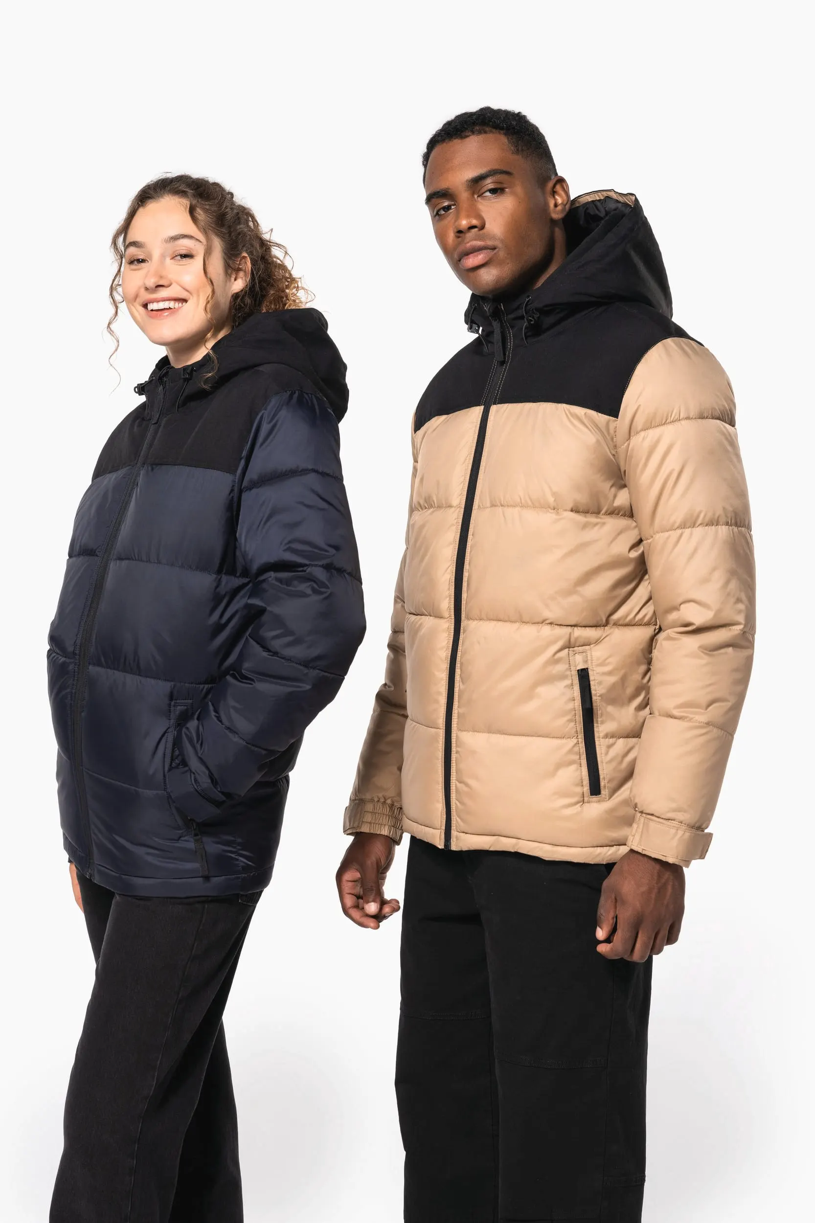 Parka acolchada bicolor con capucha unisex