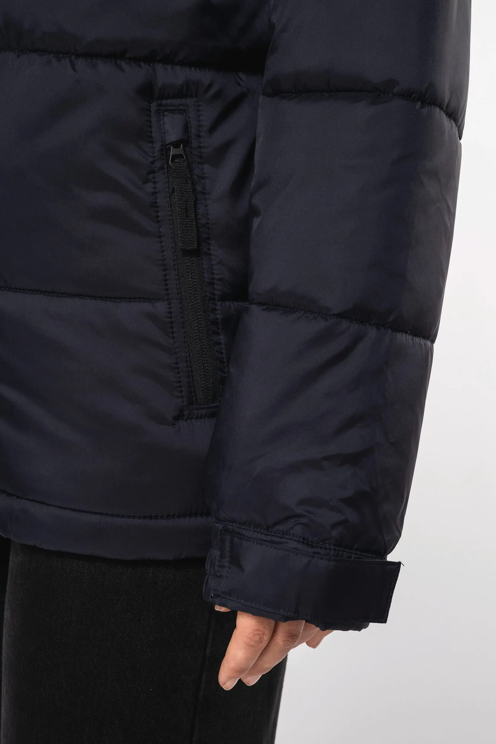 Parka acolchada bicolor con capucha unisex