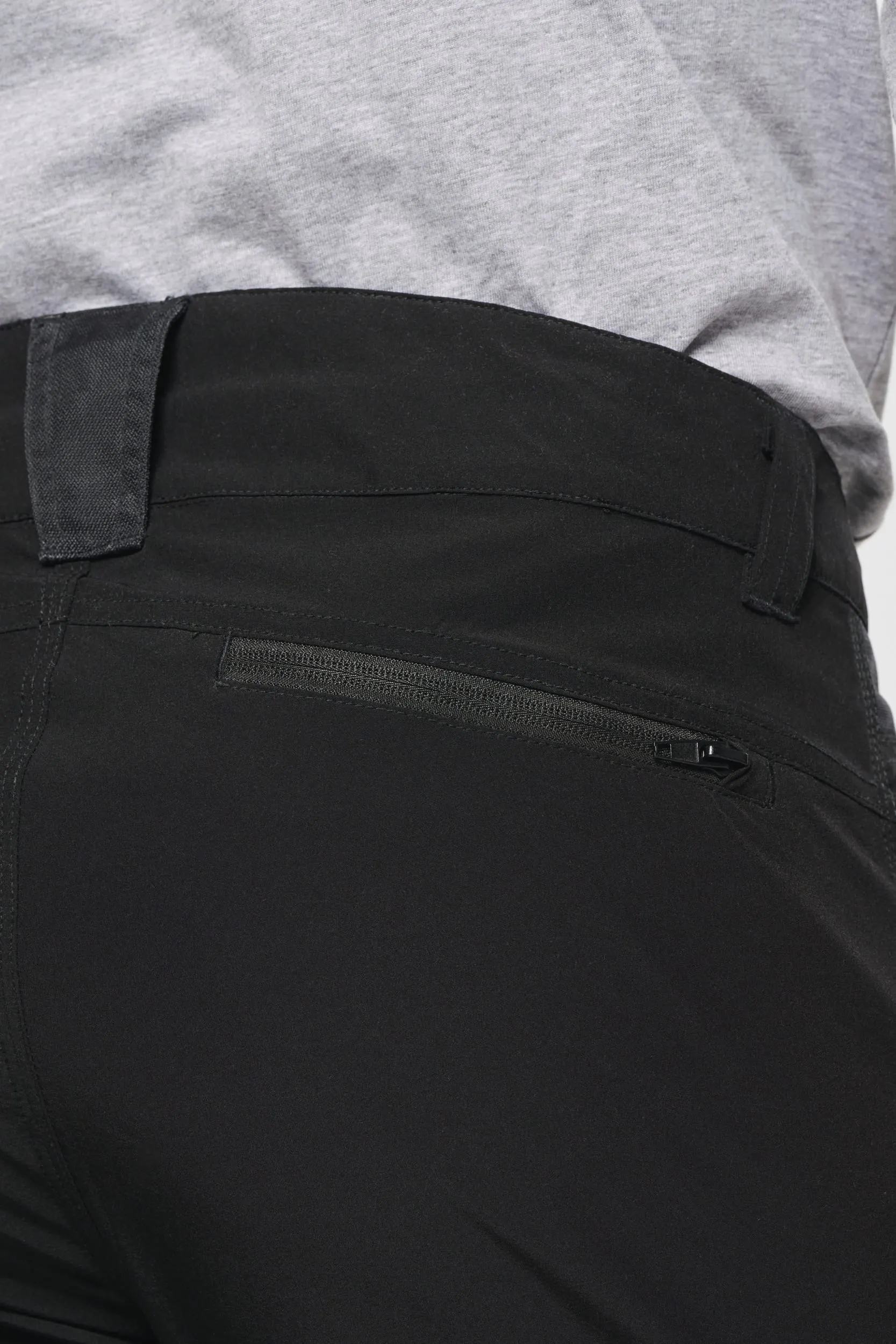 Pantalón ligero stretch reciclado multibolsillos unisex