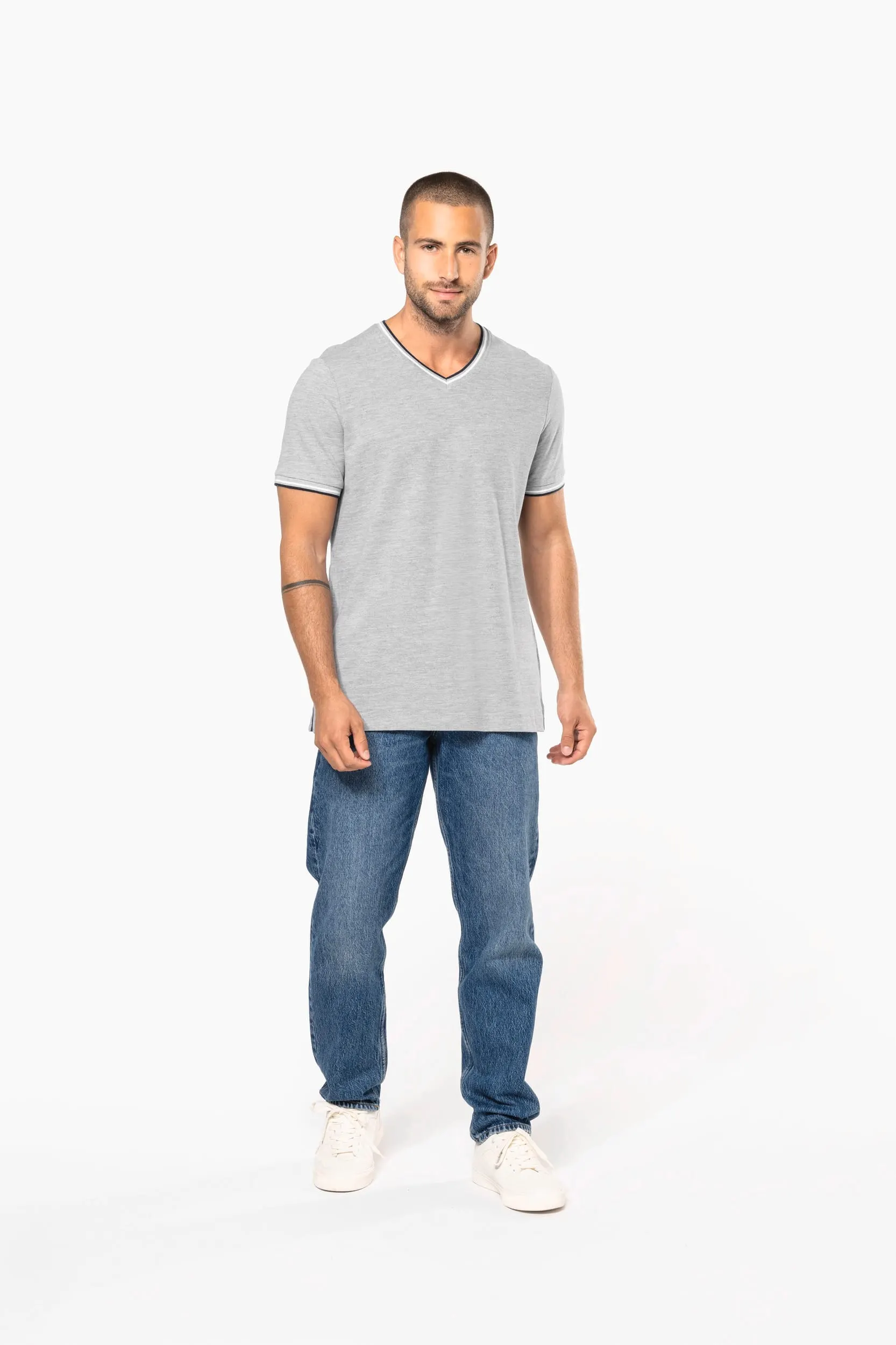 Camiseta de punto piqué con cuello de pico de hombre