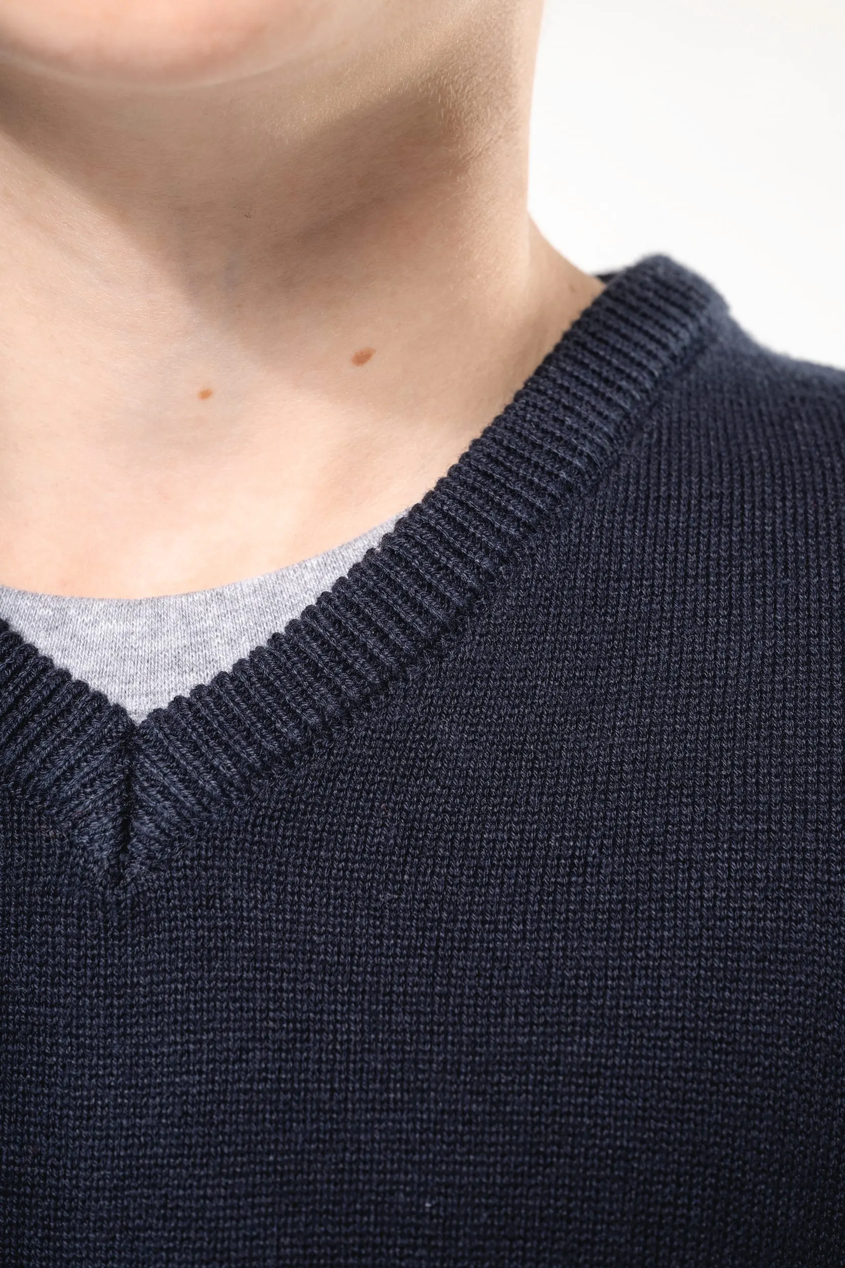Jersey cuello de pico niños