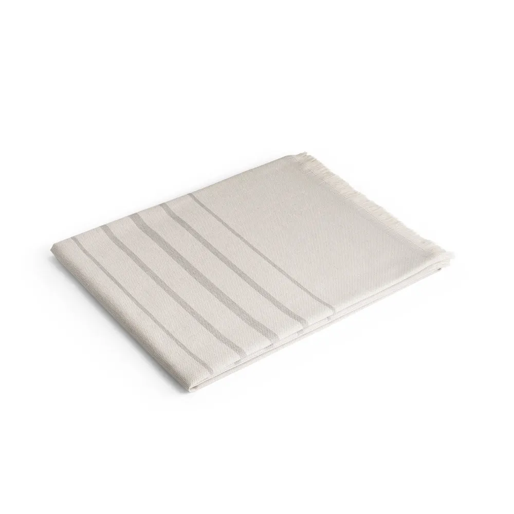 CAPLAN. Toalla multifuncional (260 g/m²) fabricada en algodón ligero y resistente (90%) y algodón reciclado (10%)
