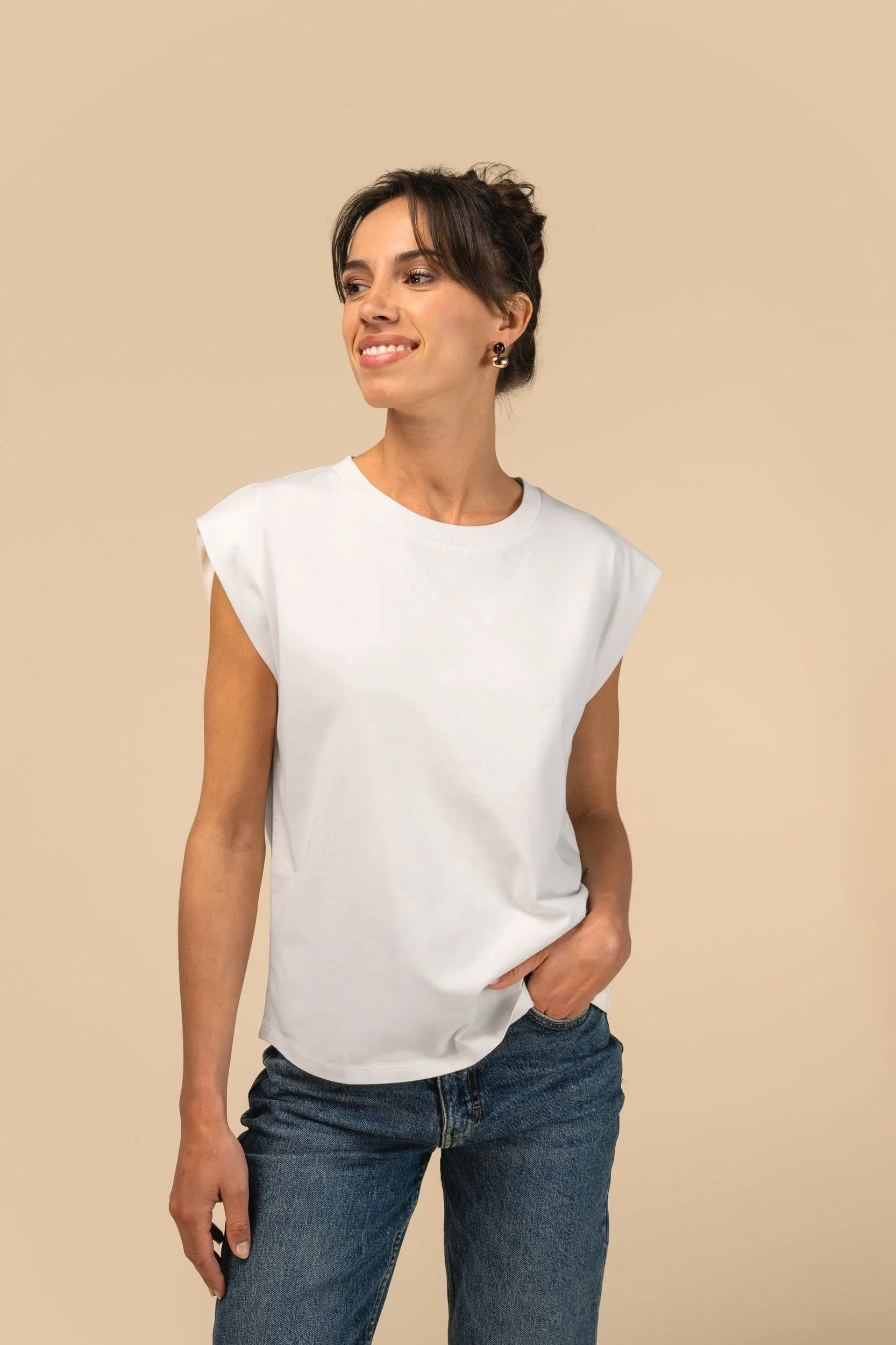 Camiseta de mujer eco-responsable sin mangas con hombreras