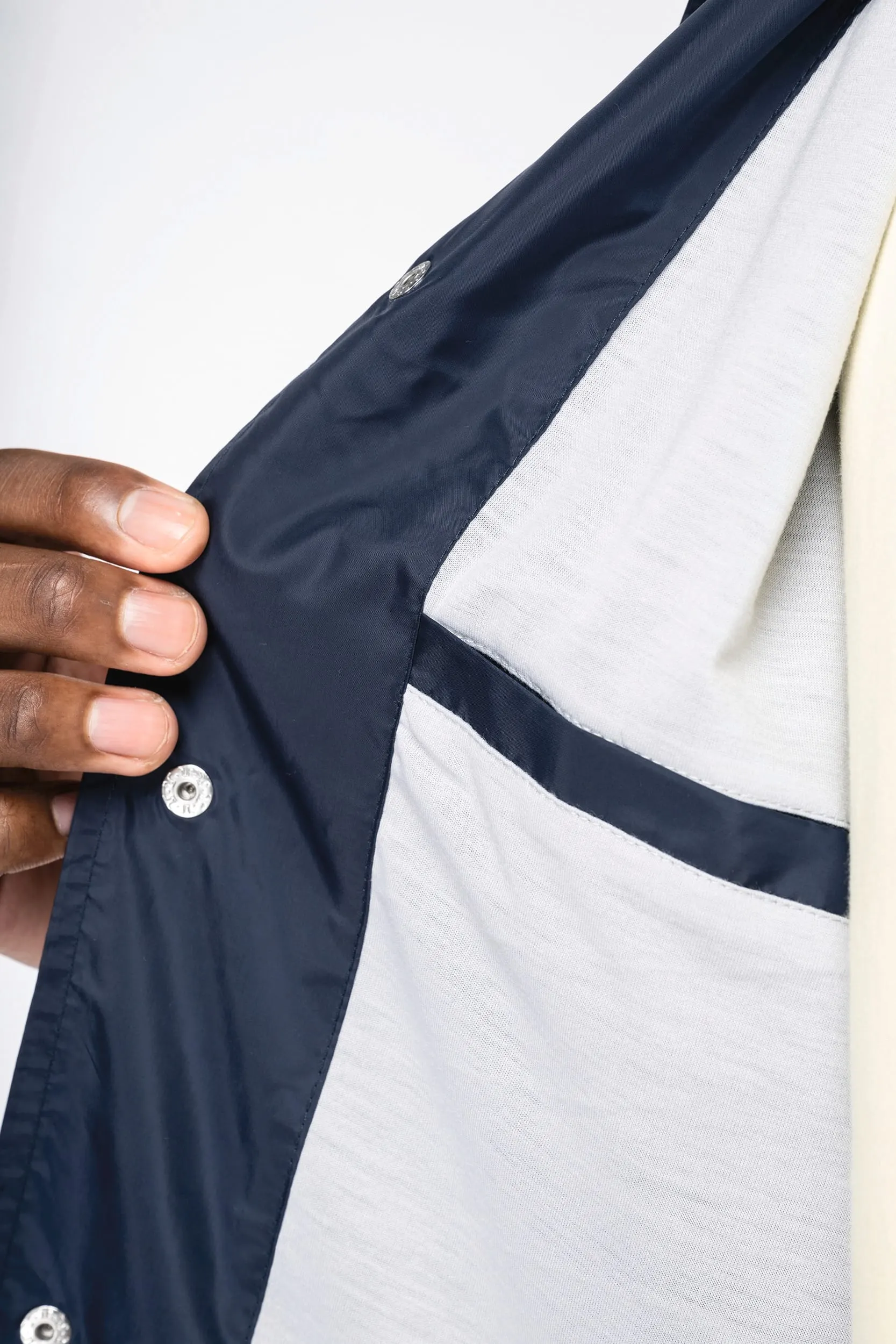 Chaqueta ecorresponsable cortavientos unisex
