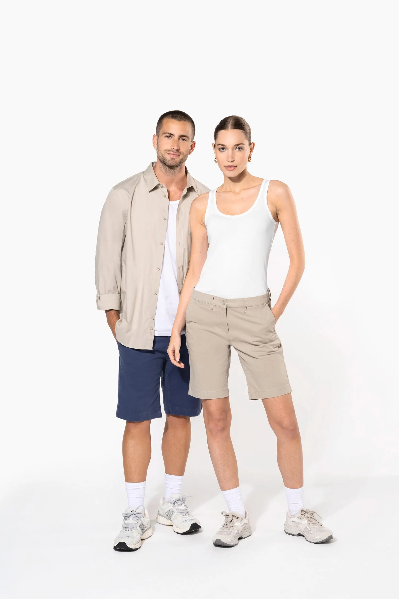 Bermuda chino mujer