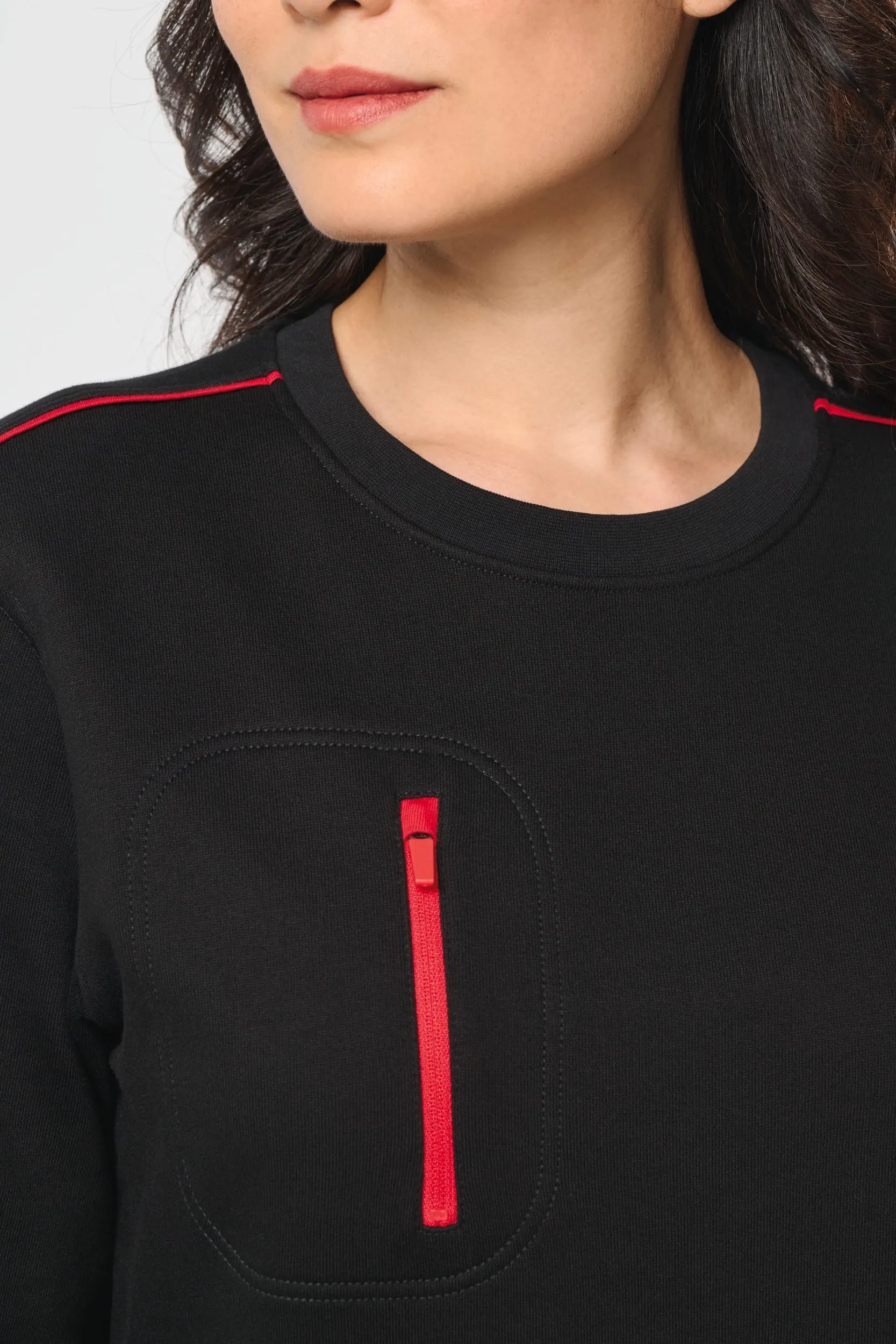 Sudadera Day To Day con bolsillo de cremallera contrastada