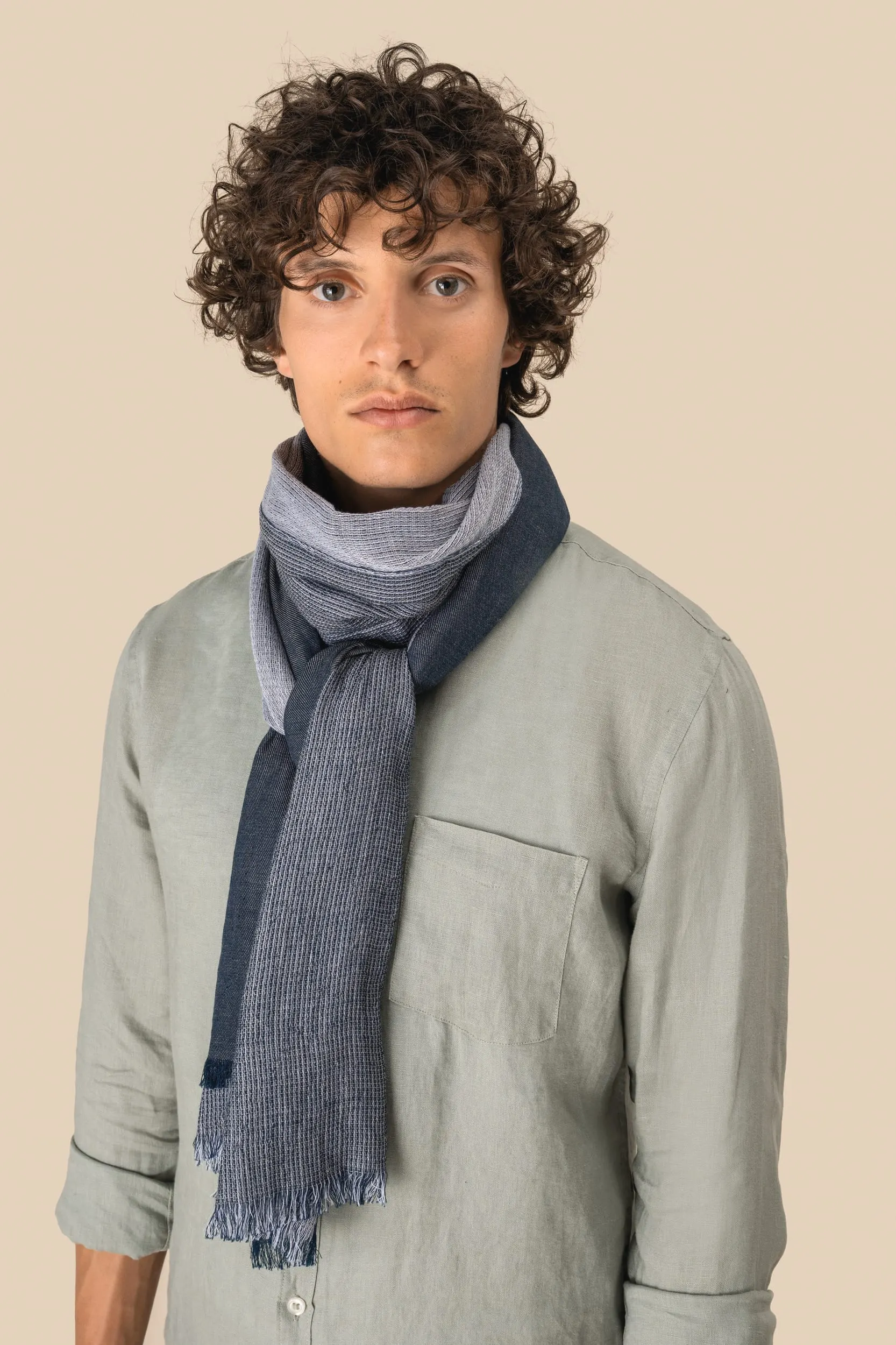 Fular con flecos unisex