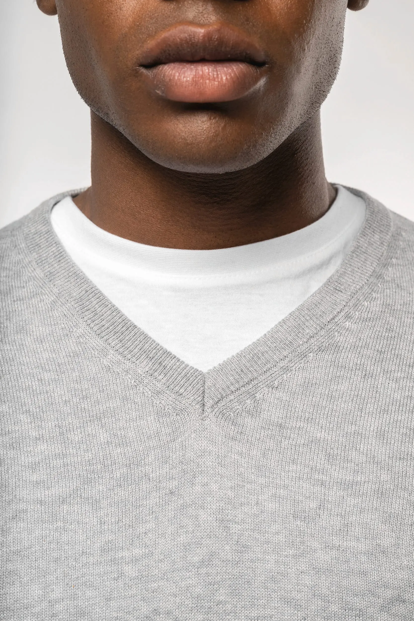 Jersey cuello de pico ecorresponsable hombre