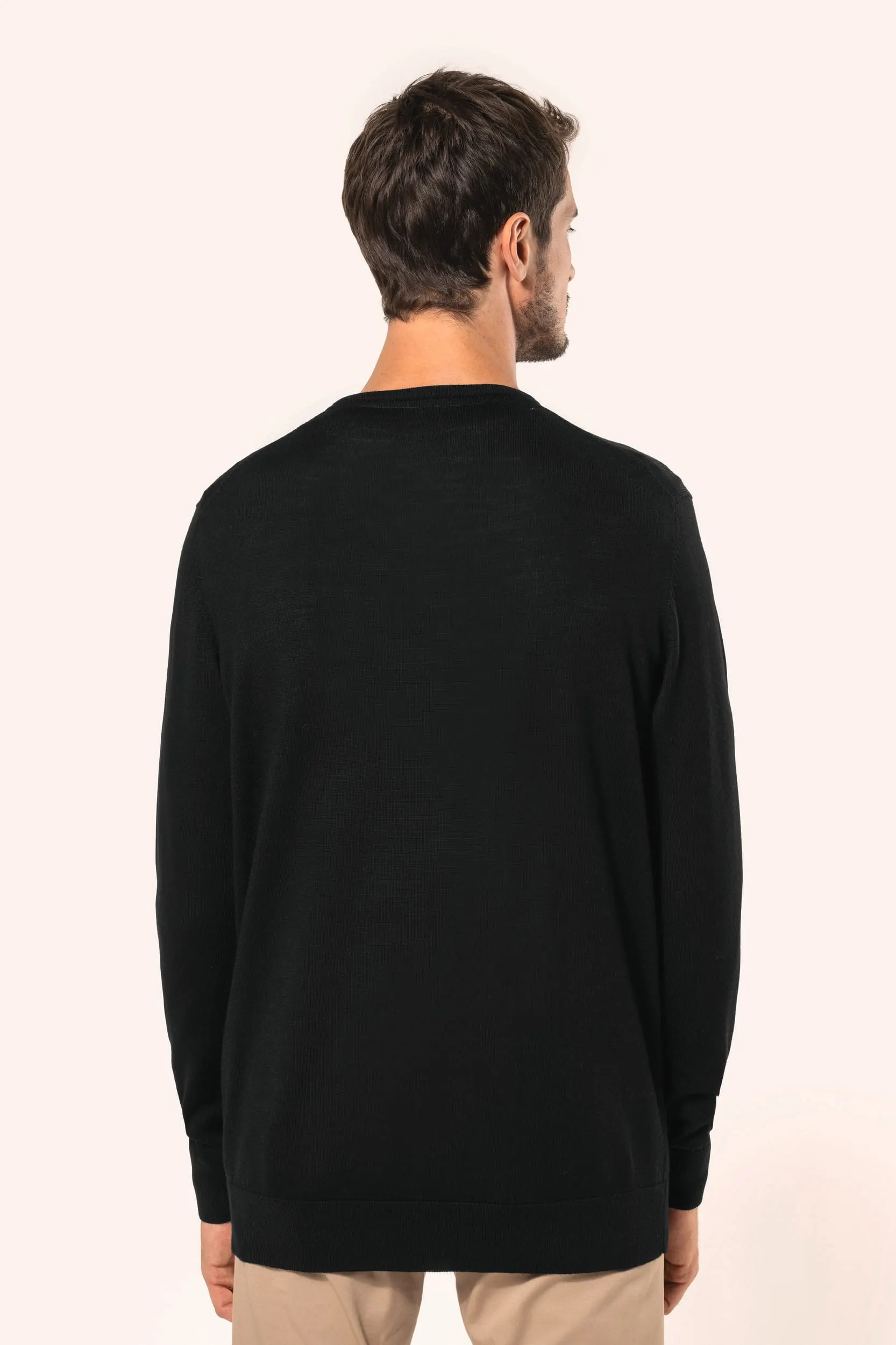 Jersey lana merina cuello de pico hombre