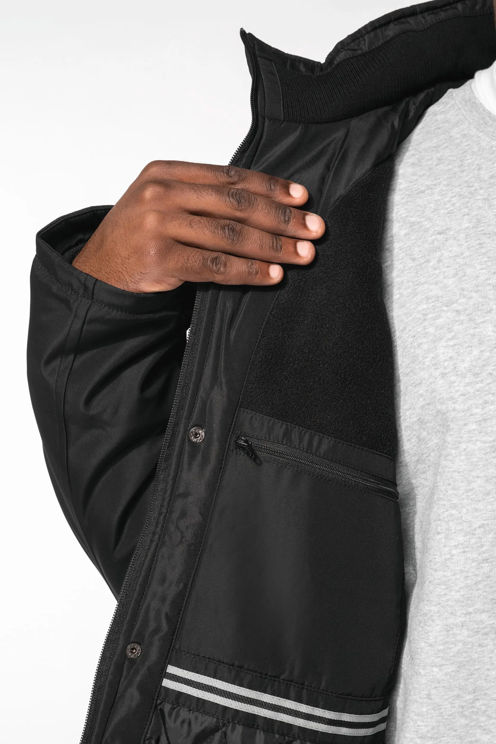 Parka con capucha extraíble