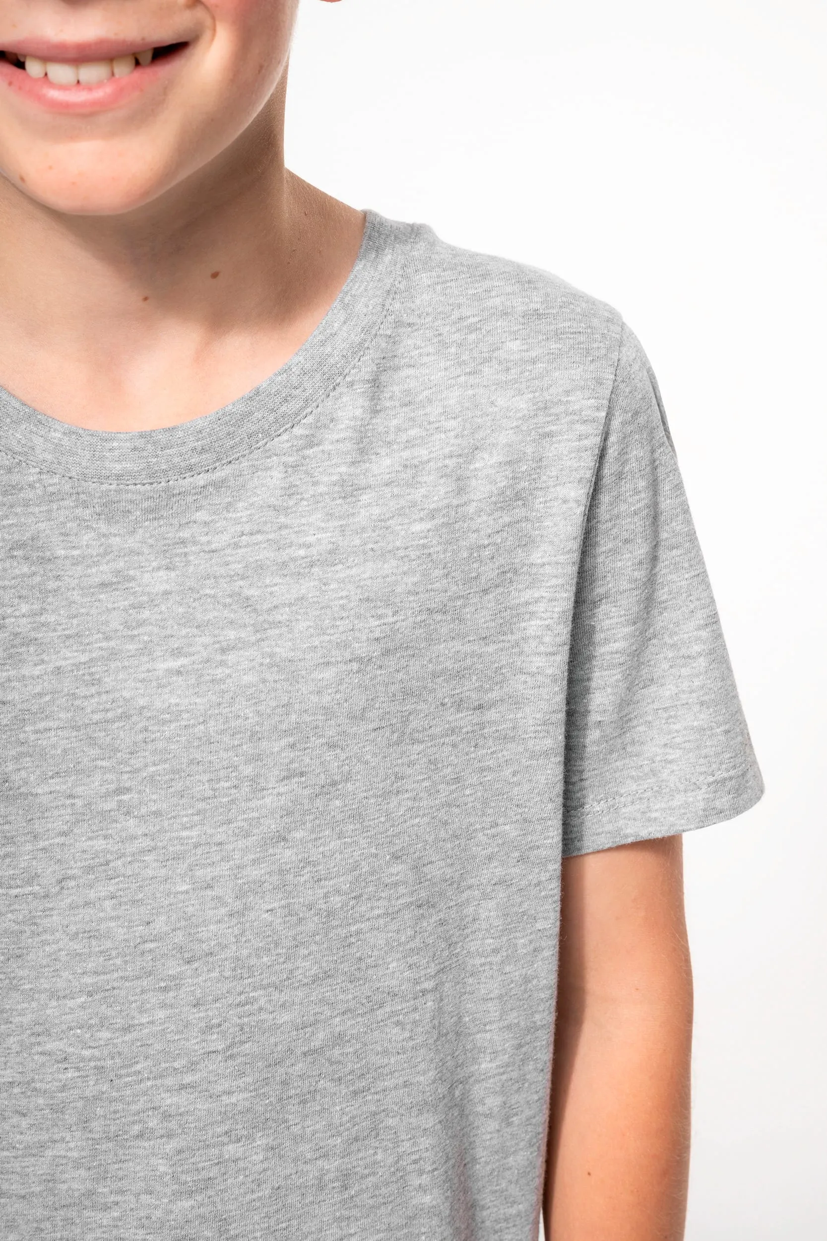 Camiseta cuello redondo infantil