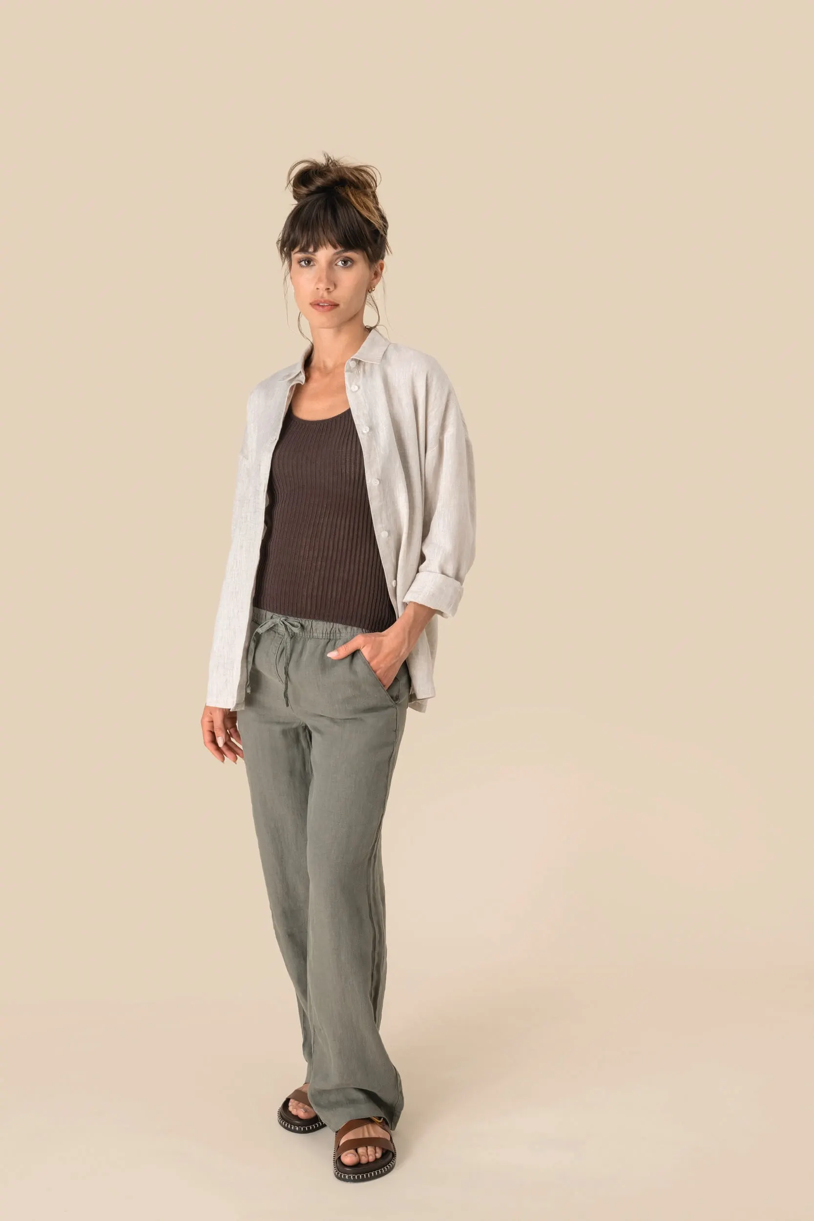Pantalón efecto lavado de lino mujer