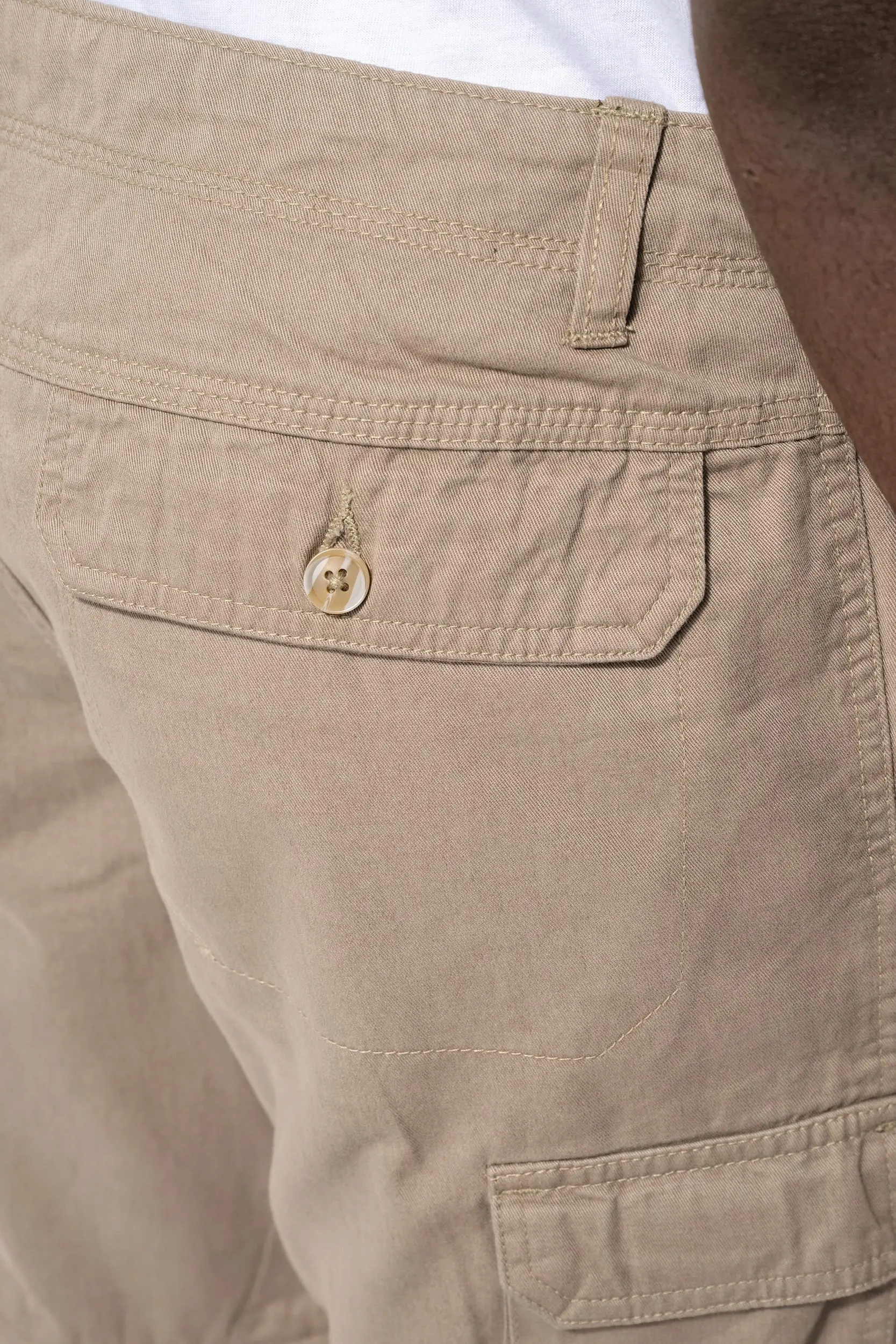 Pantalón 2 en 1 multibolsillos