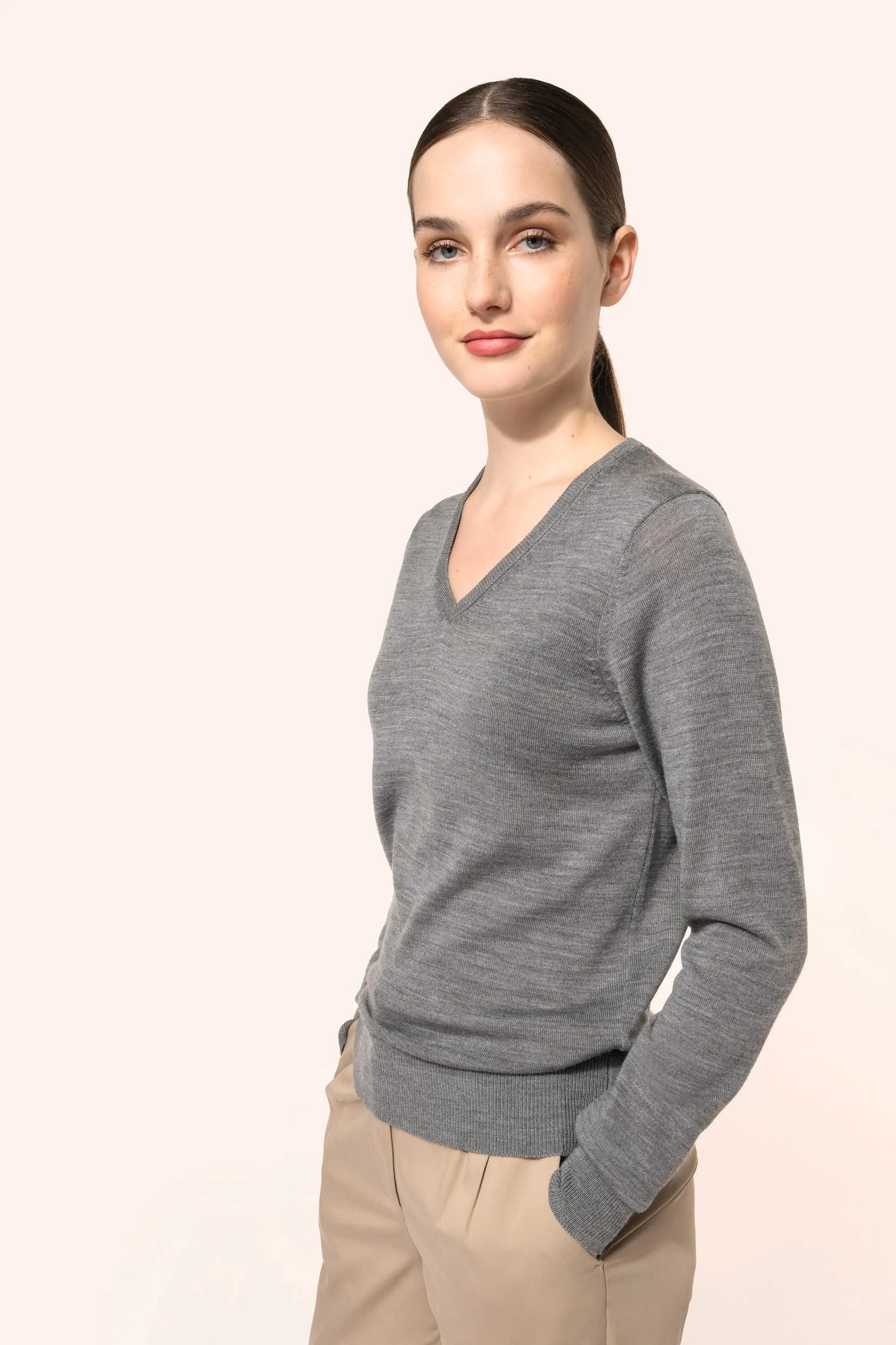 Jersey lana merina cuello de pico mujer