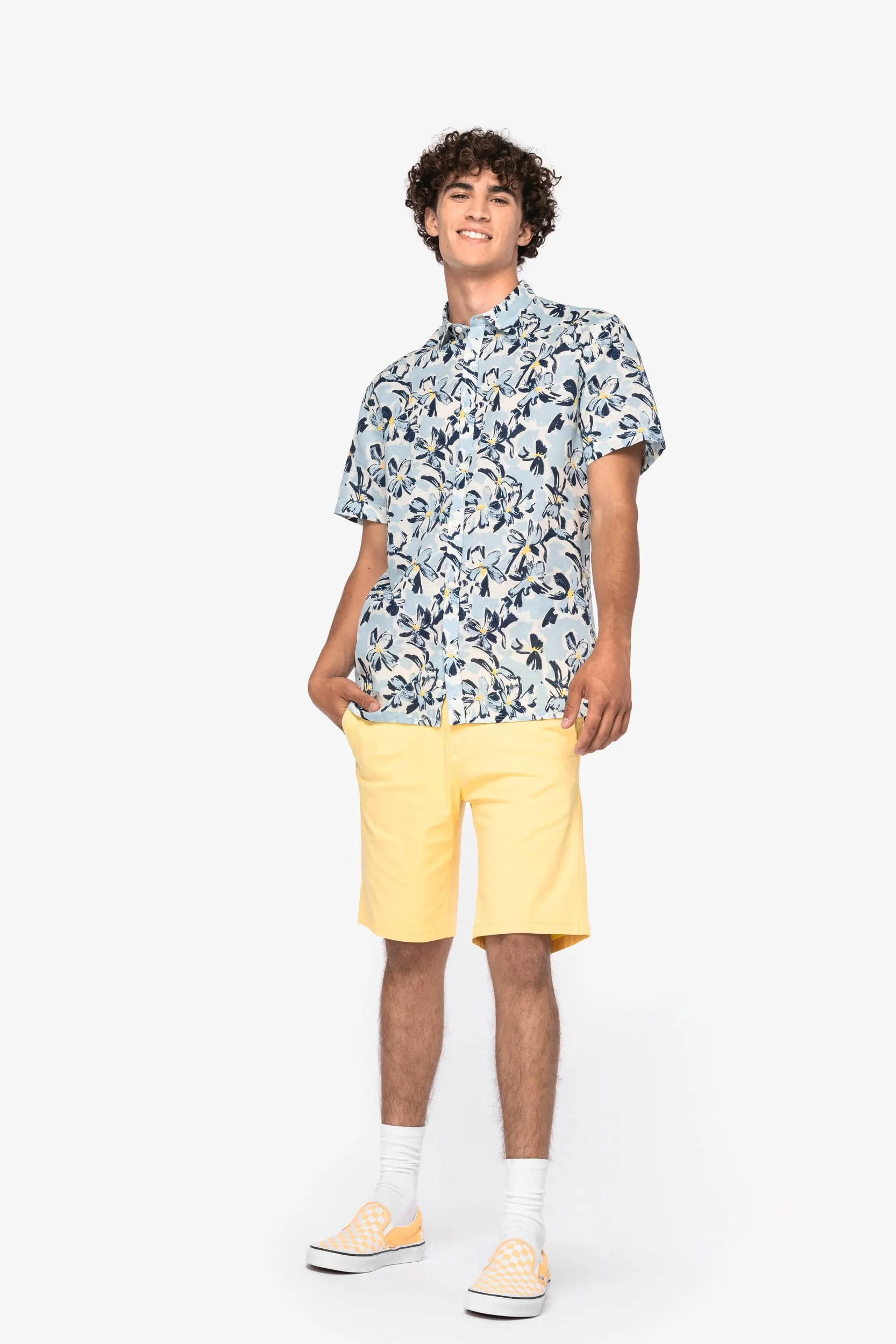 Camisa con estampado vegetal hombre