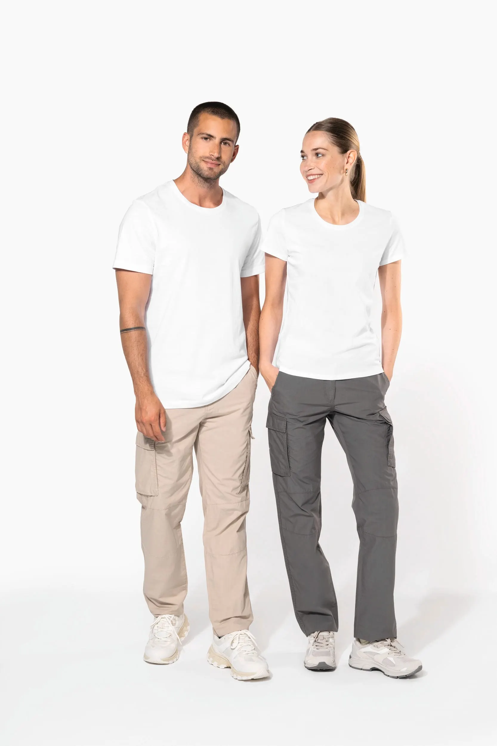 Pantalón ligero multibolsillos para hombre