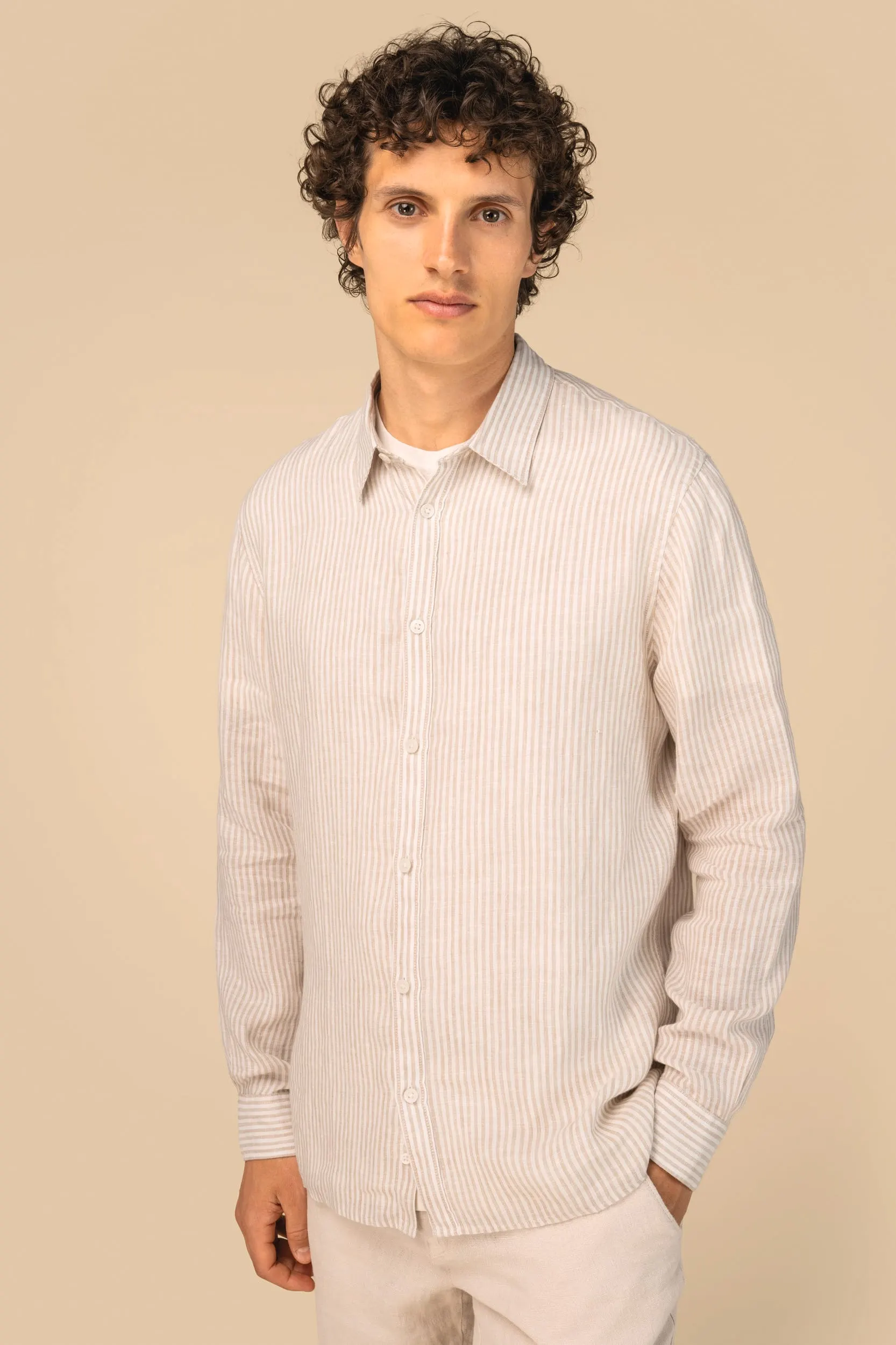 Camisa a rayas de lino para hombre