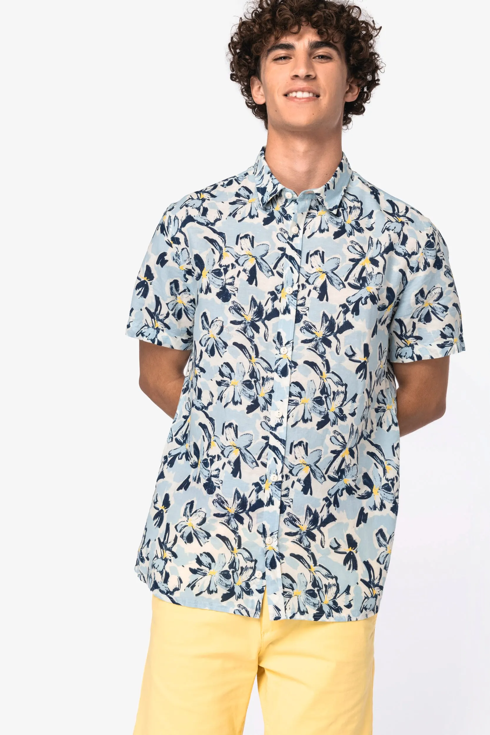 Camisa con estampado vegetal hombre