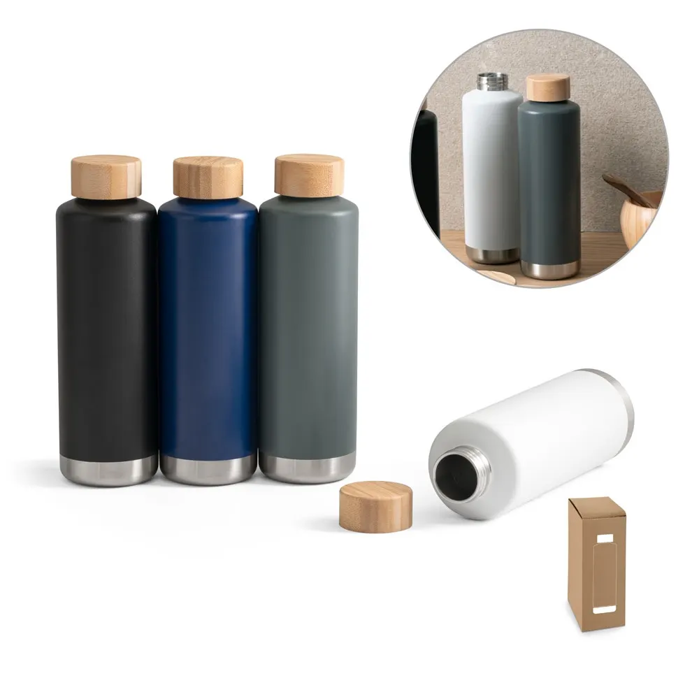 NORRE BOTTLE. Botella de acero inoxidable (36% reciclado) con pared doble de insolacion al vacío 640 mL