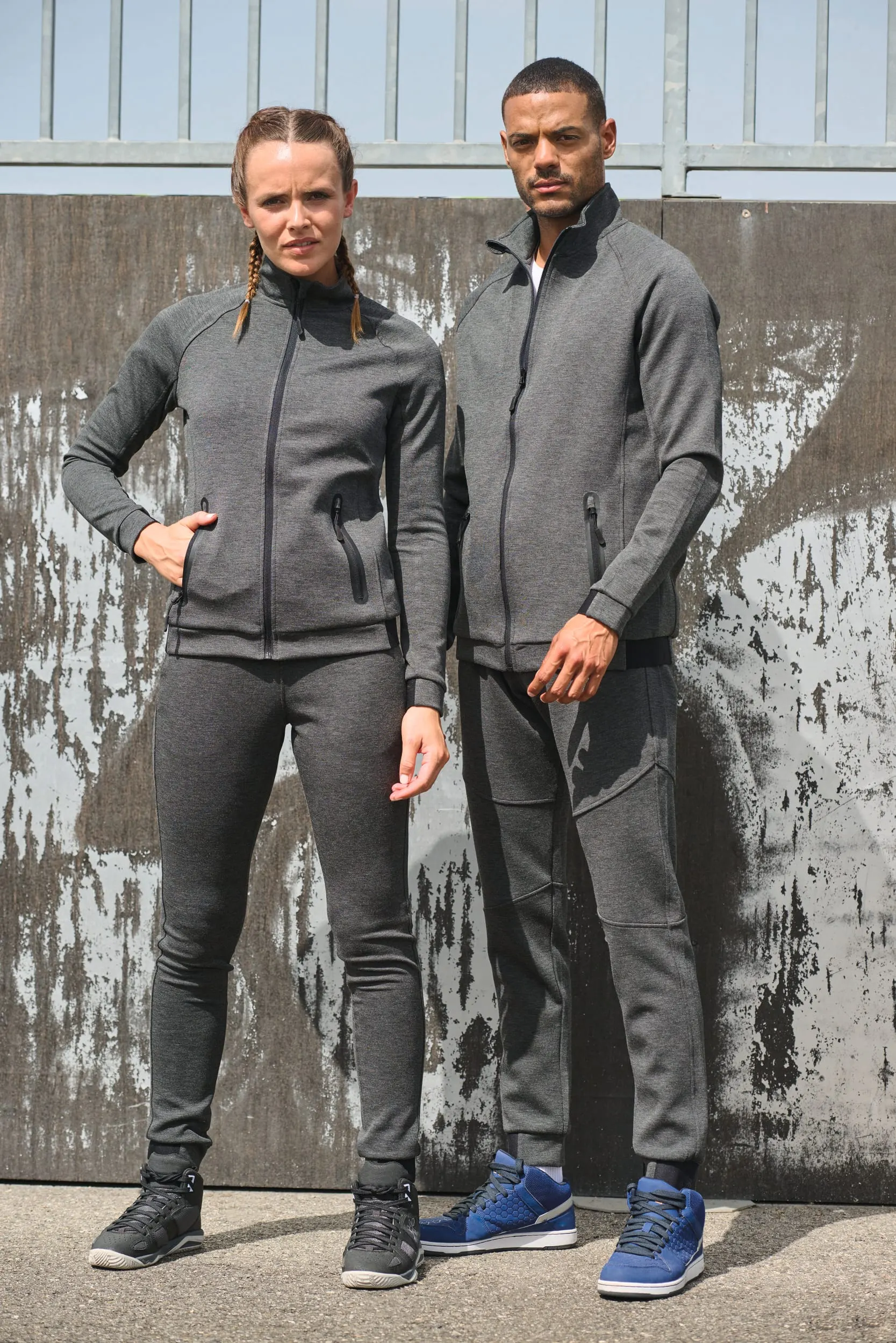 Chaqueta cuello alto mujer