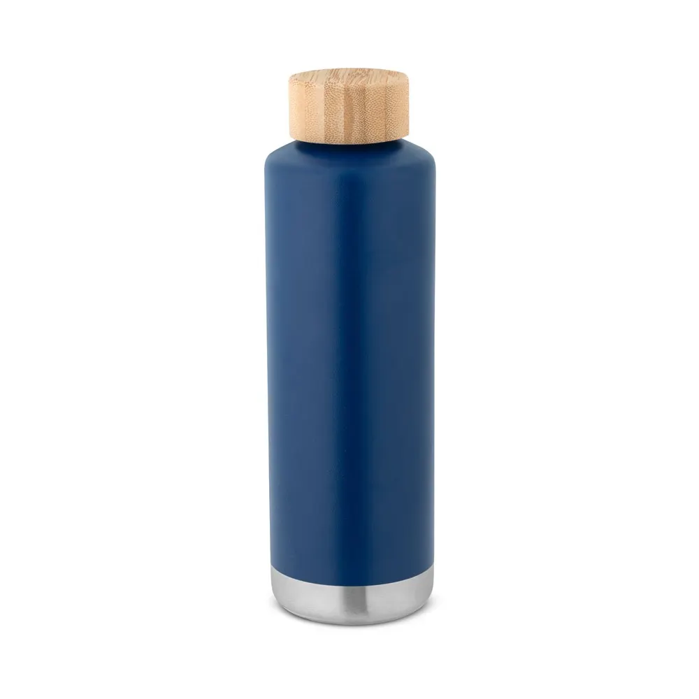 NORRE BOTTLE. Botella de acero inoxidable (36% reciclado) con pared doble de insolacion al vacío 640 mL