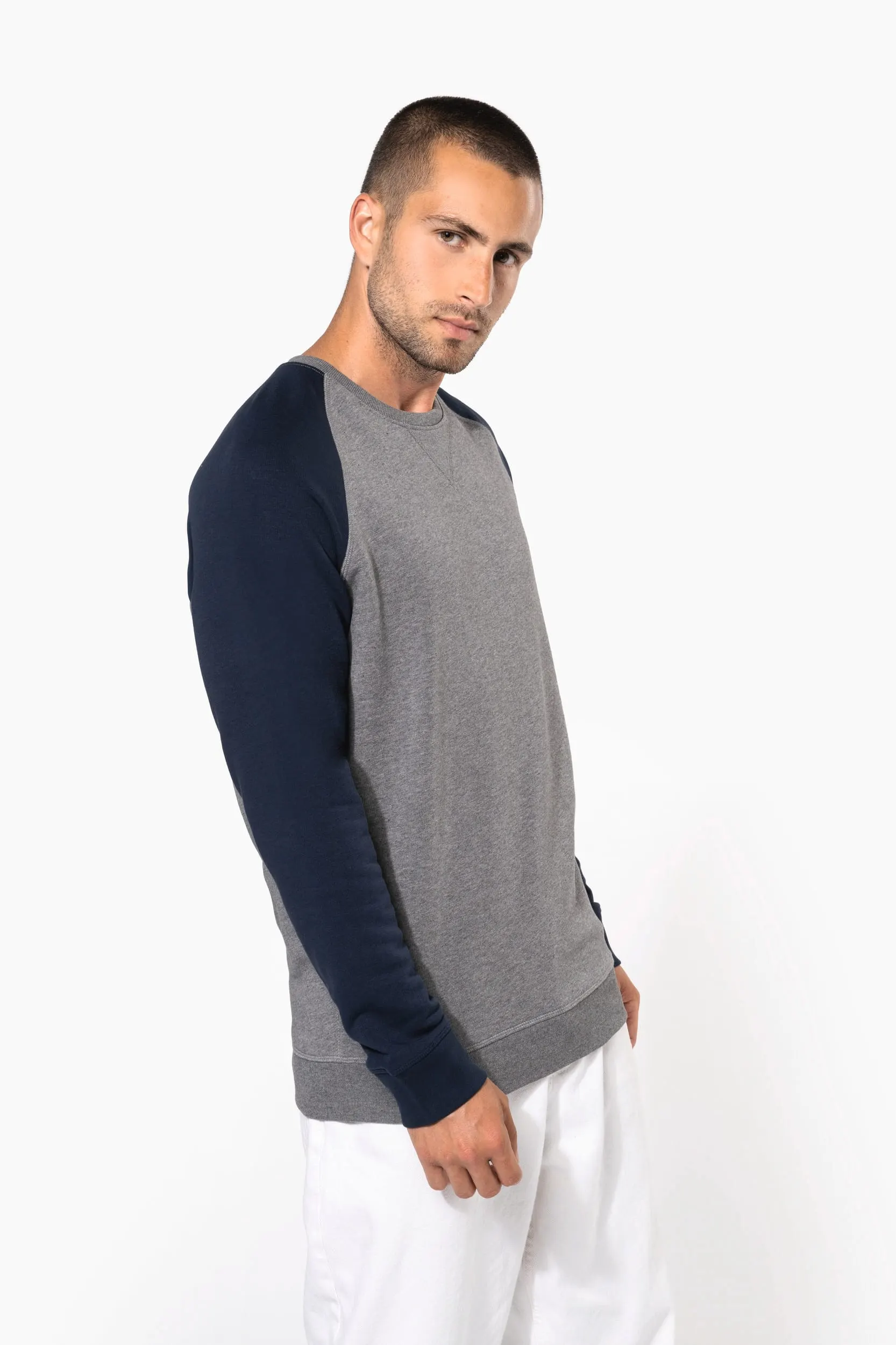 Sudadera bicolor algodón orgánico French Terry cuello redondo mangas raglan hombre