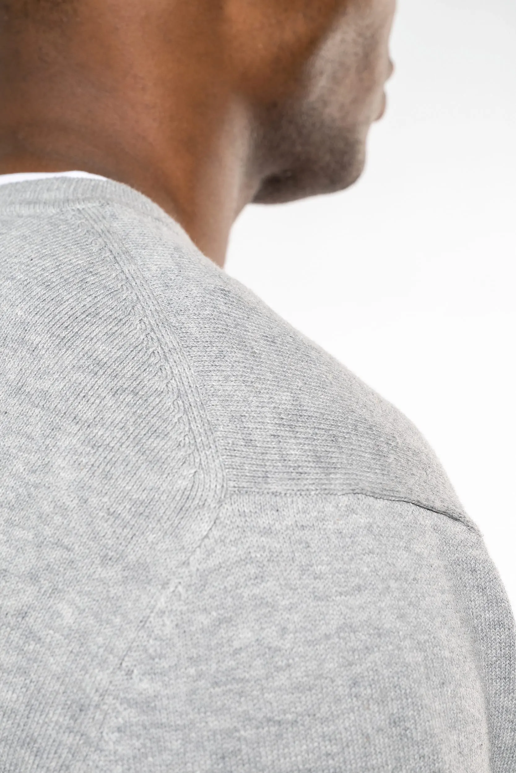 Jersey premium cuello de pico