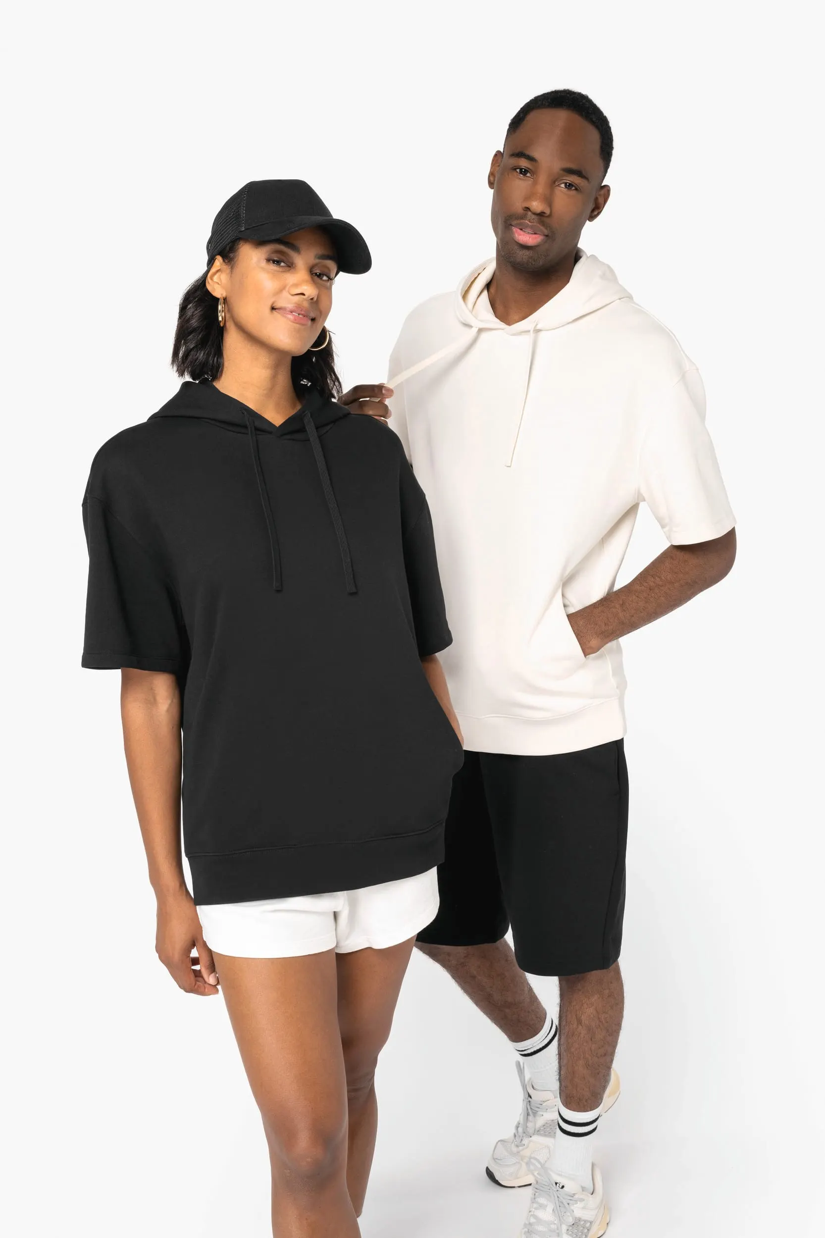Sudadera ecorresponsable con capucha y hombros caídos de manga corta French Terry unisex