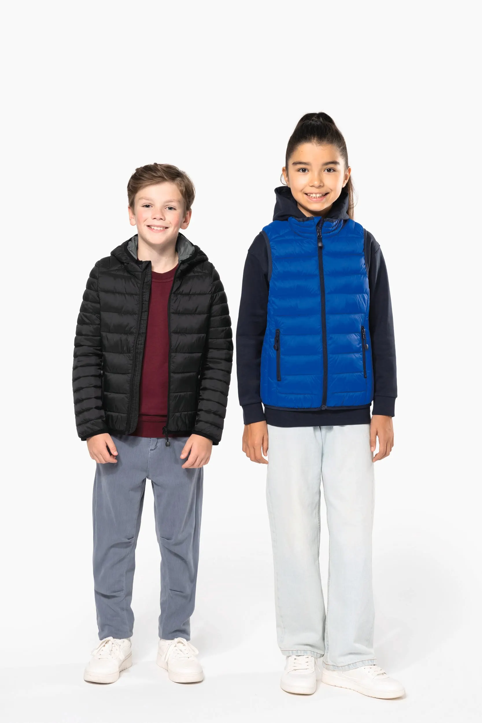 Chaqueta acolchada y ligera con capucha niños