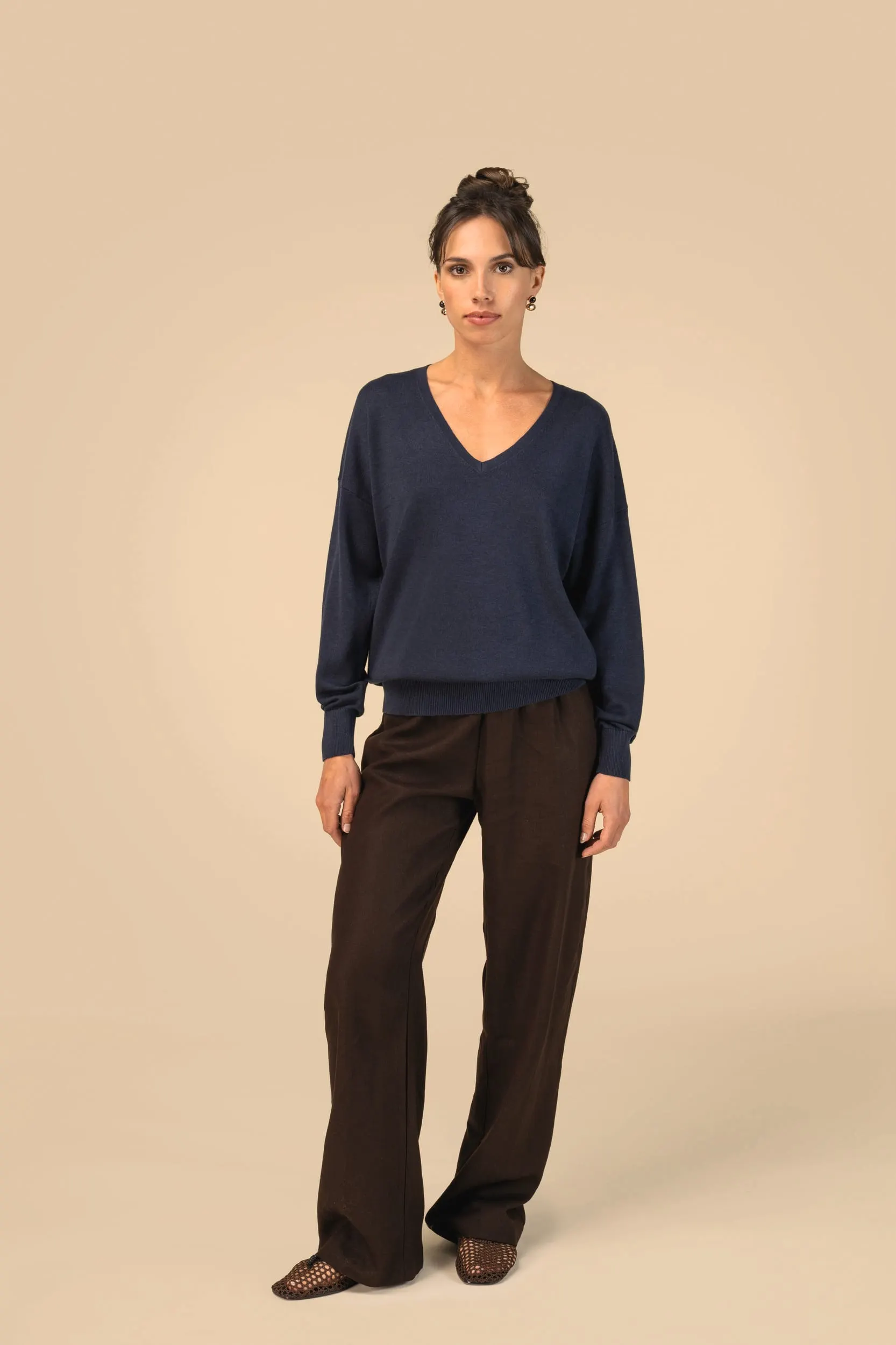 Jersey ecorresponsable cuello de pico de lyocell mujer