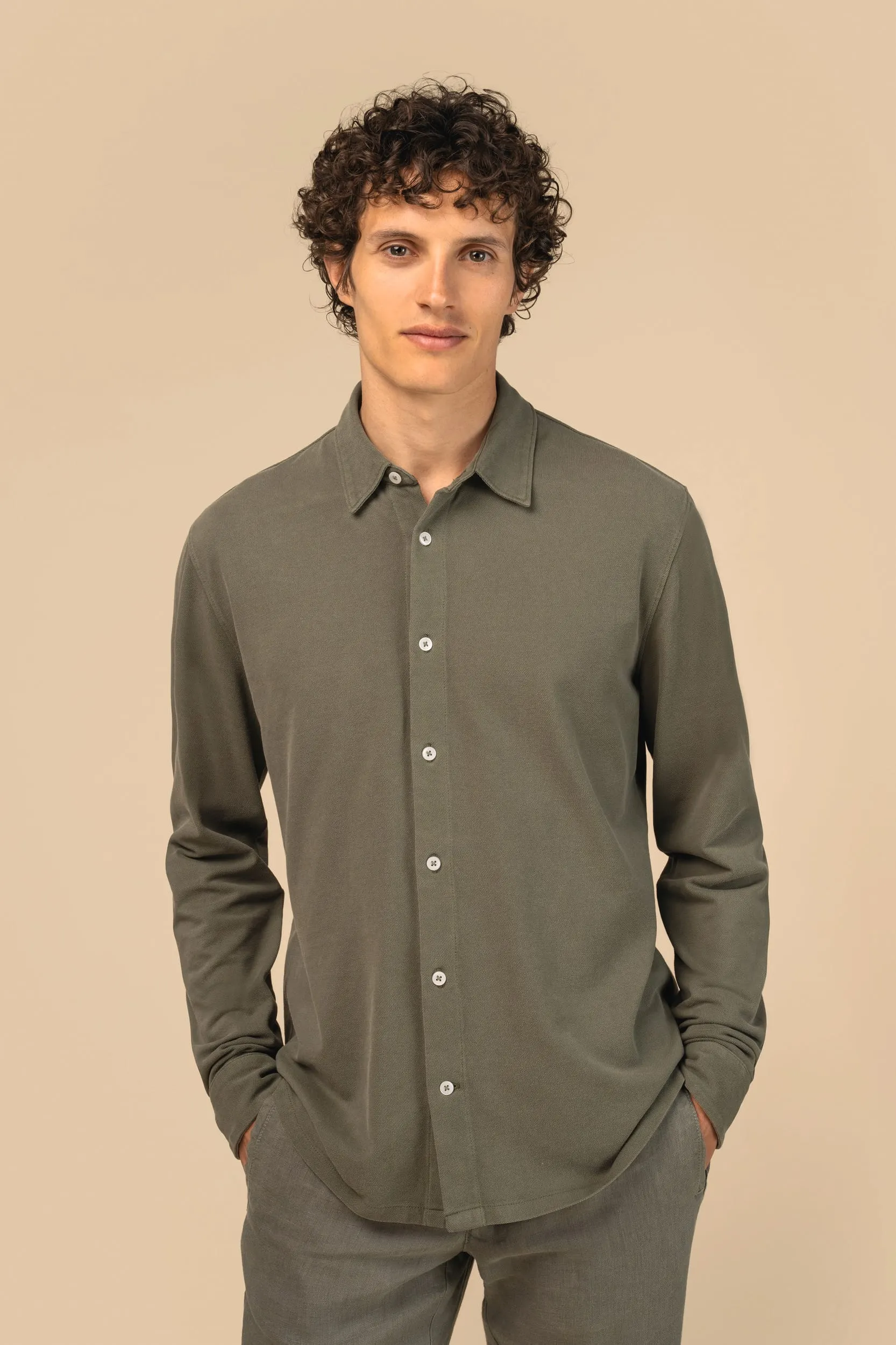 Camisa ecológica desteñida de punto piqué para hombre