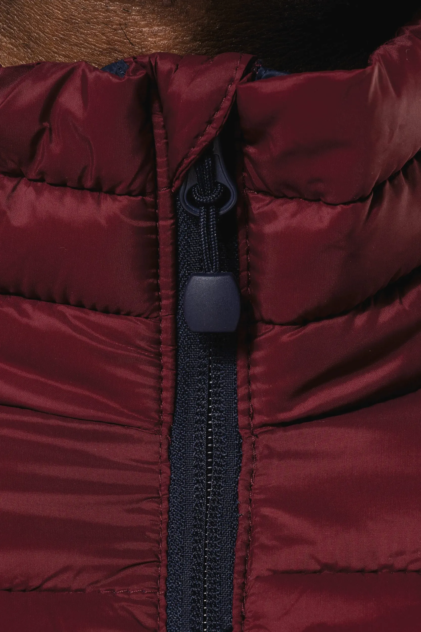 Chaqueta acolchada y ligera hombre