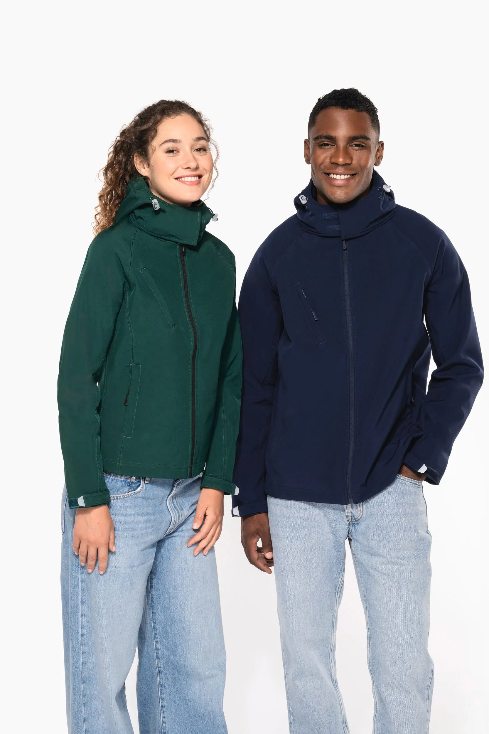 Chaqueta softshell con capucha extraíble hombre