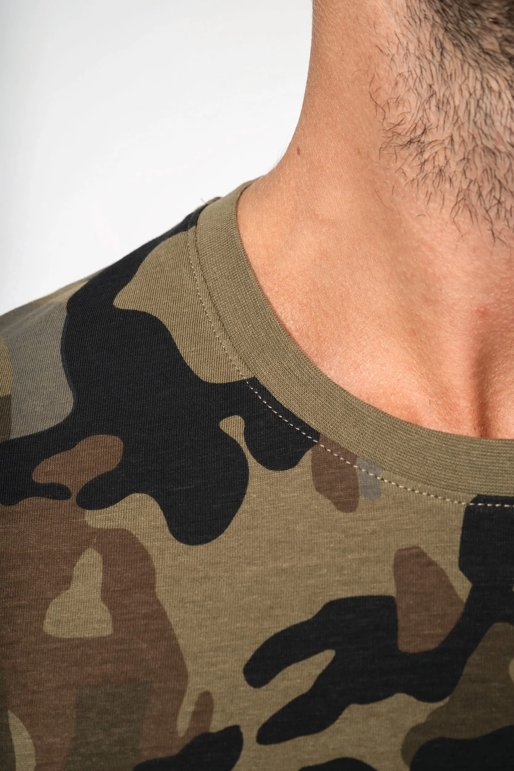 Camiseta camuflaje hombre