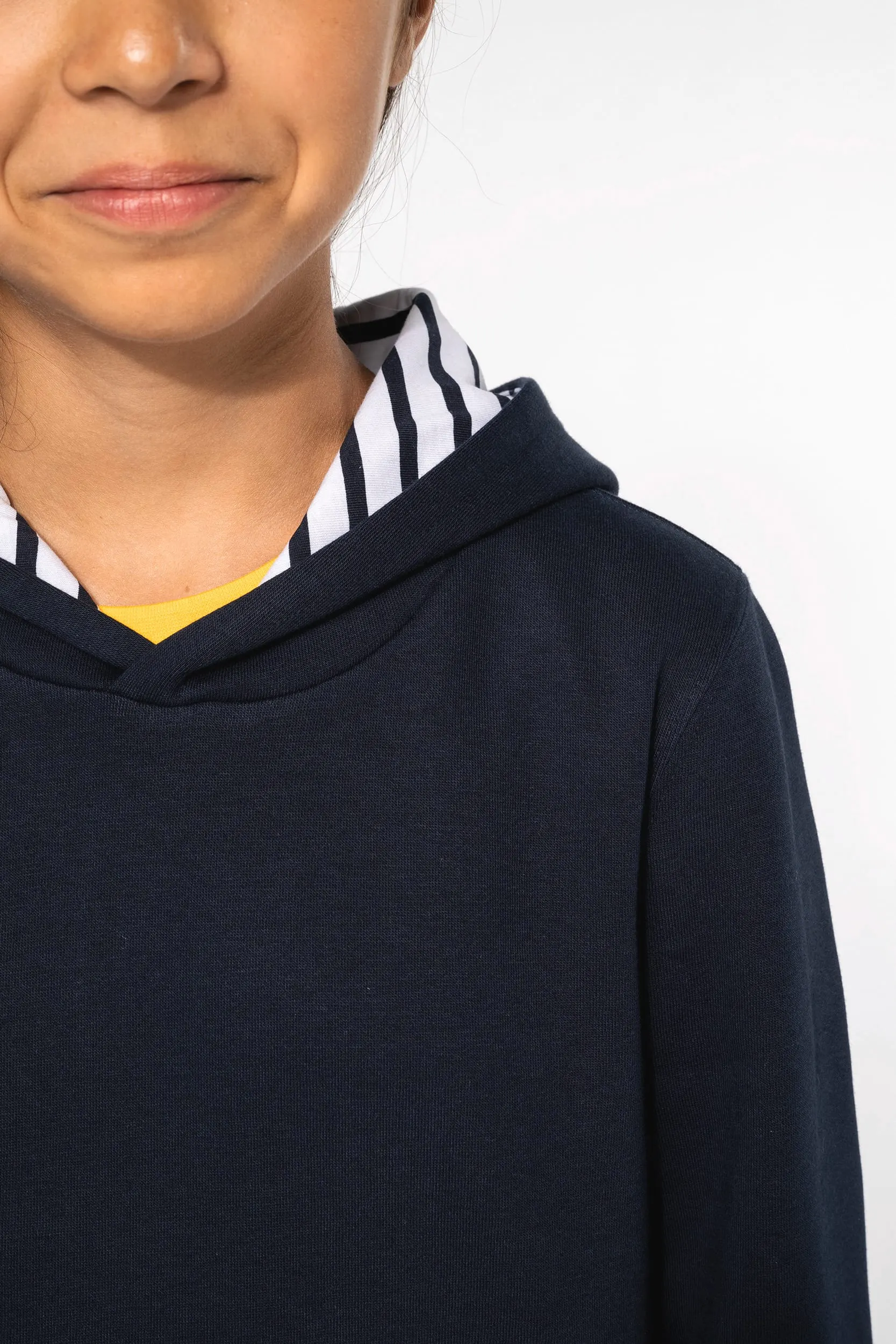 Sudadera con capucha de forro contrastado infantil