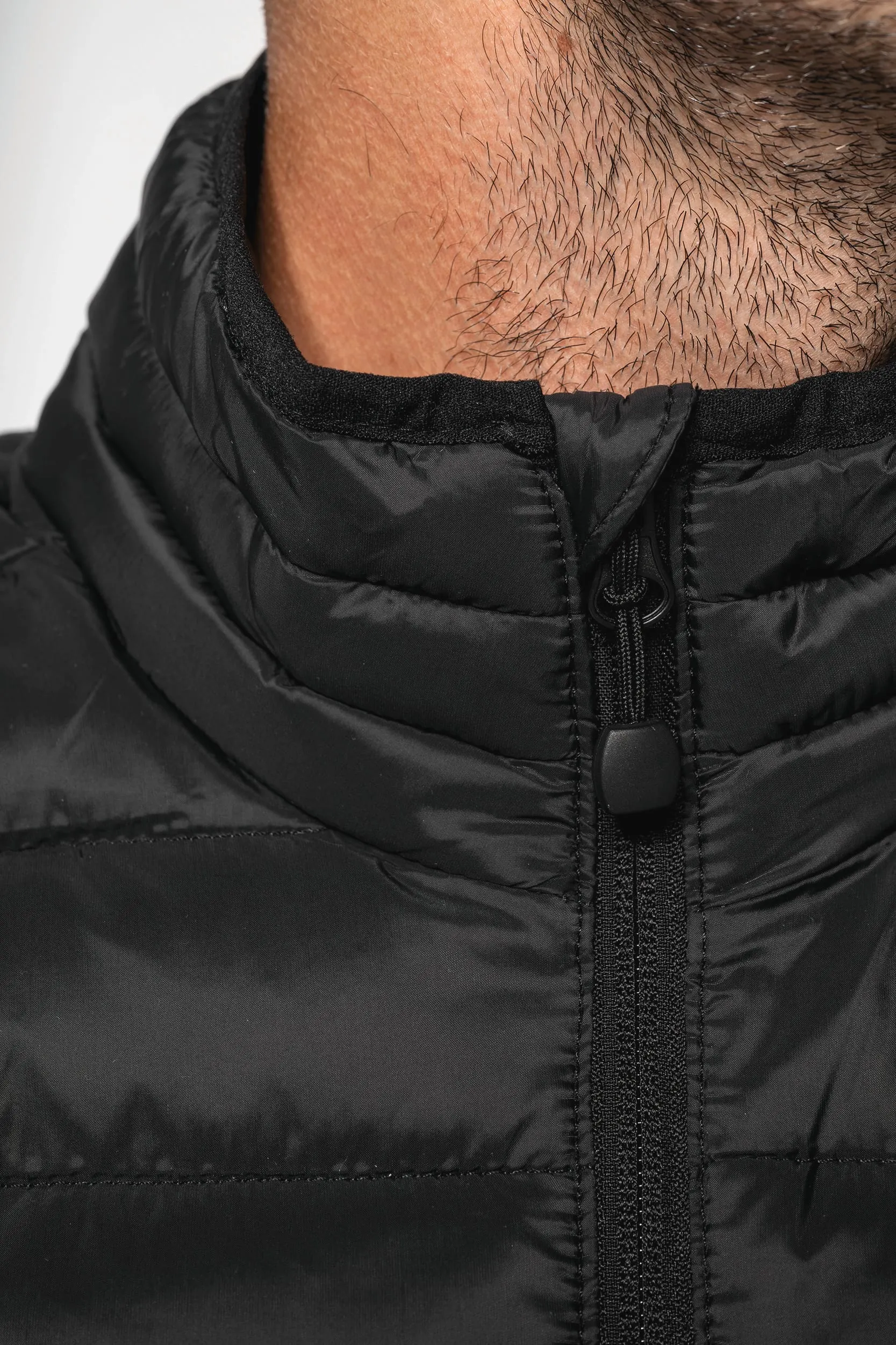 Chaleco acolchado y ligero hombre