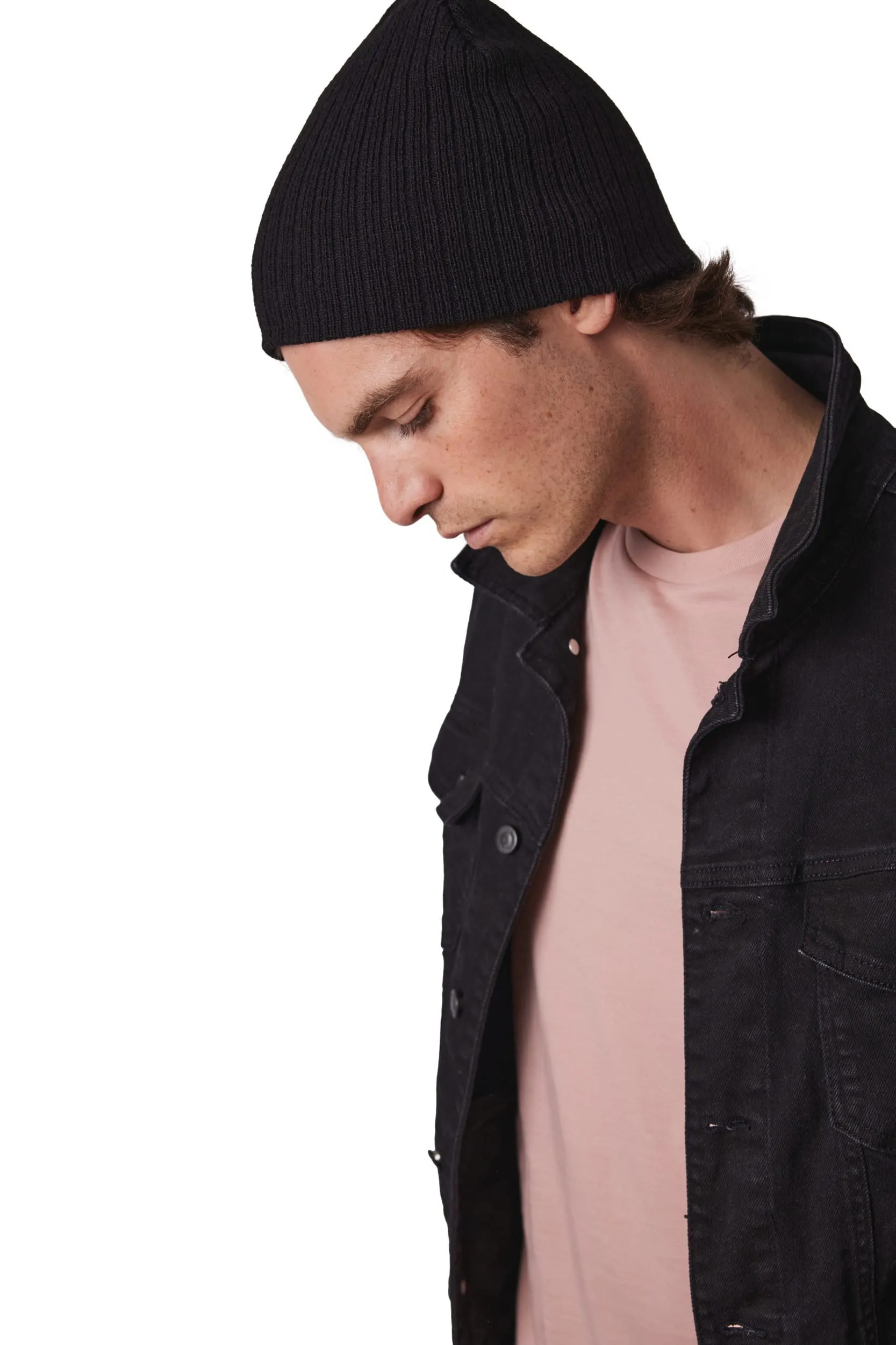 Gorro de punto acanalado