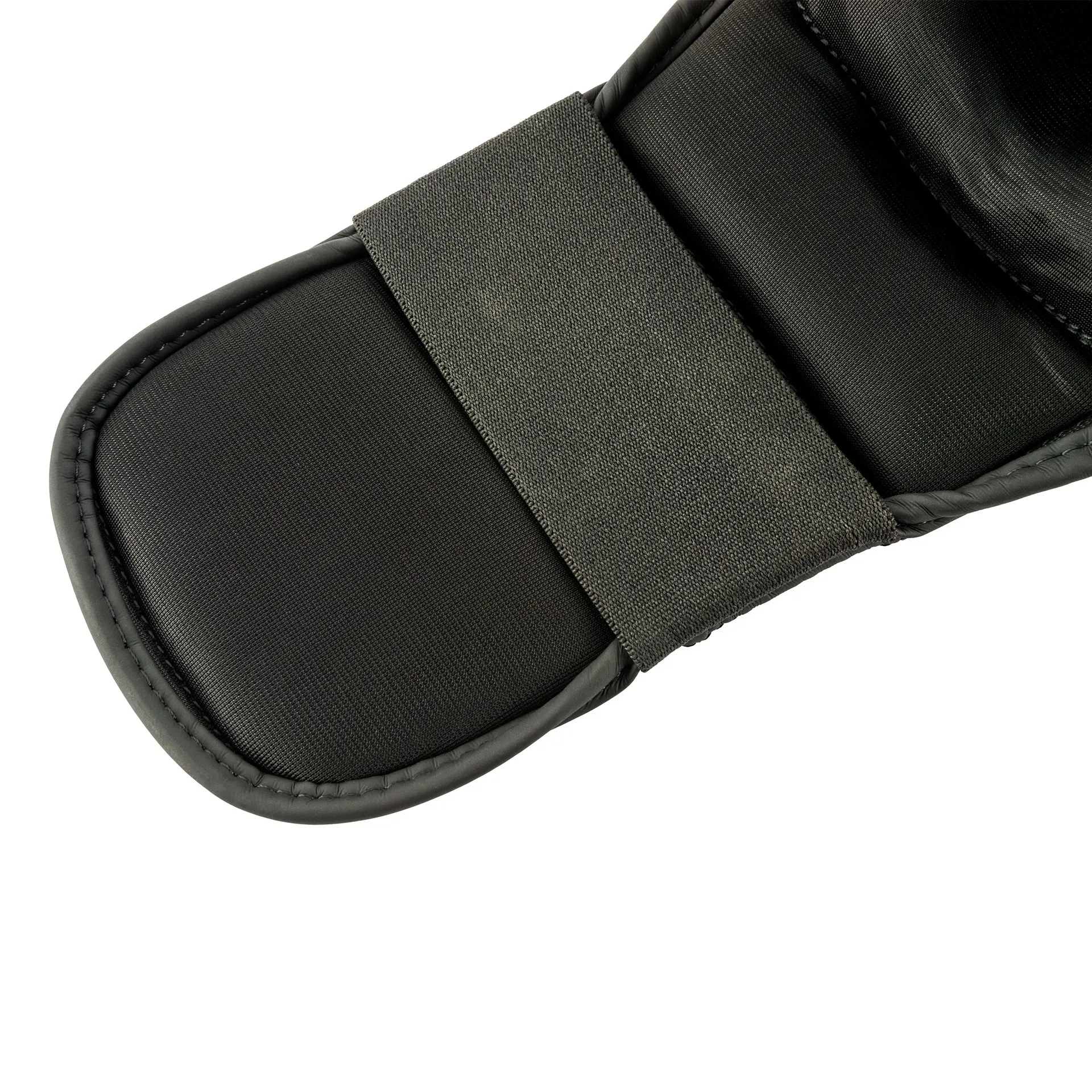 PROTECTOR PIERNA PROFESIONAL UFC