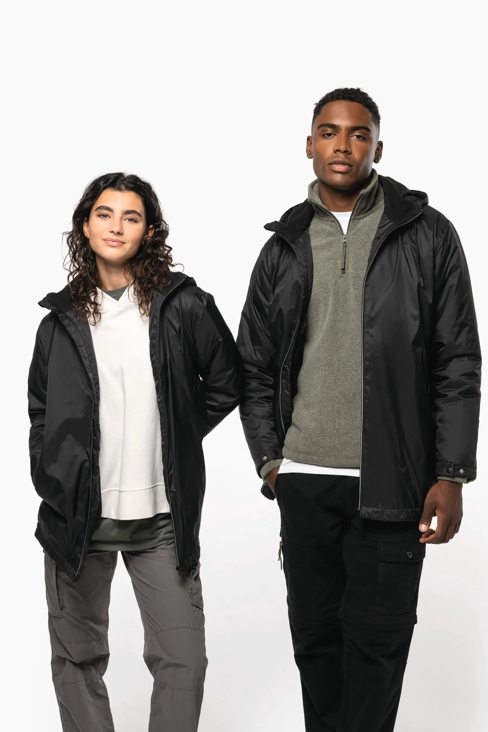 Chaqueta con capucha y forro de micropolar - Unisex
