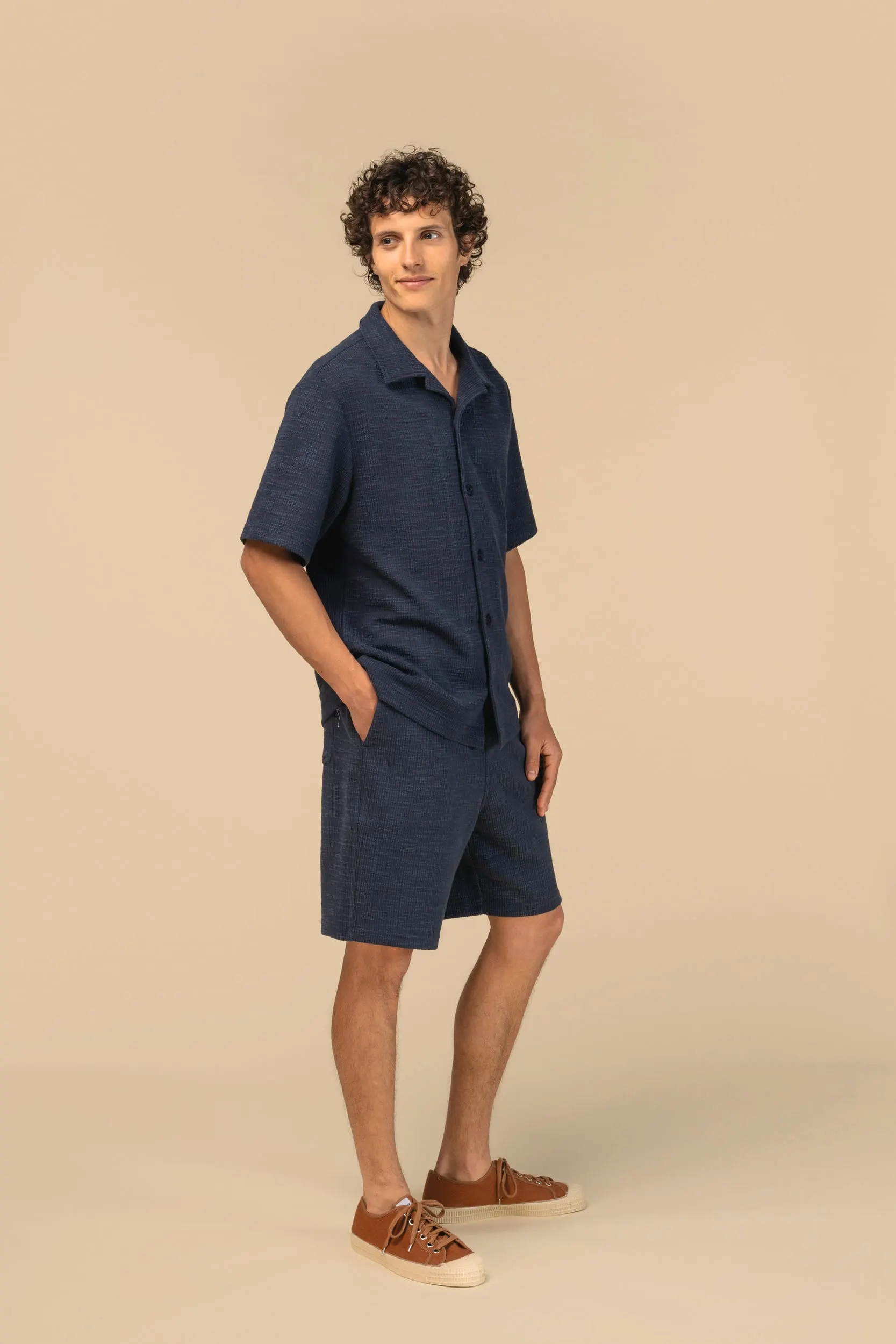 Bermuda texturizada para hombre